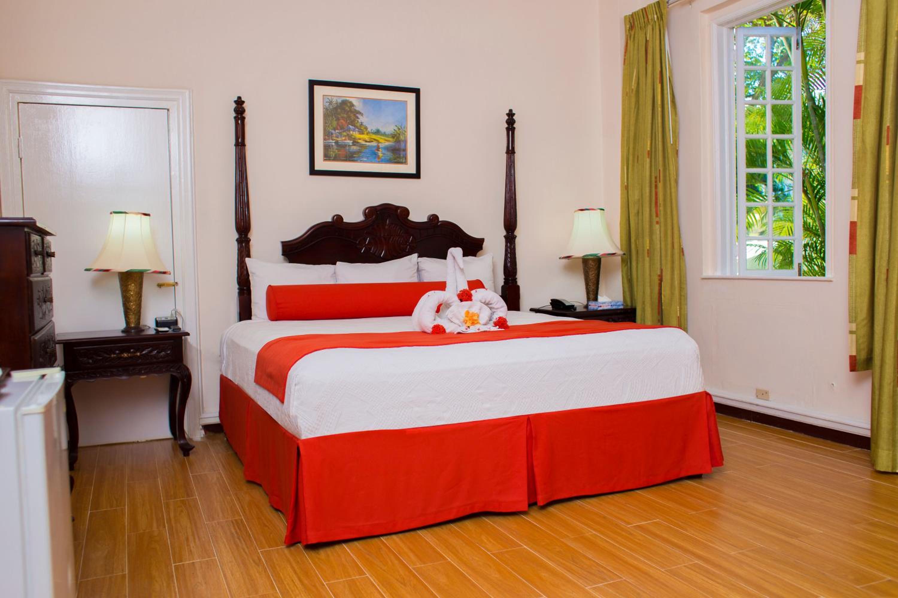 Deluxe Garden/pool View Room