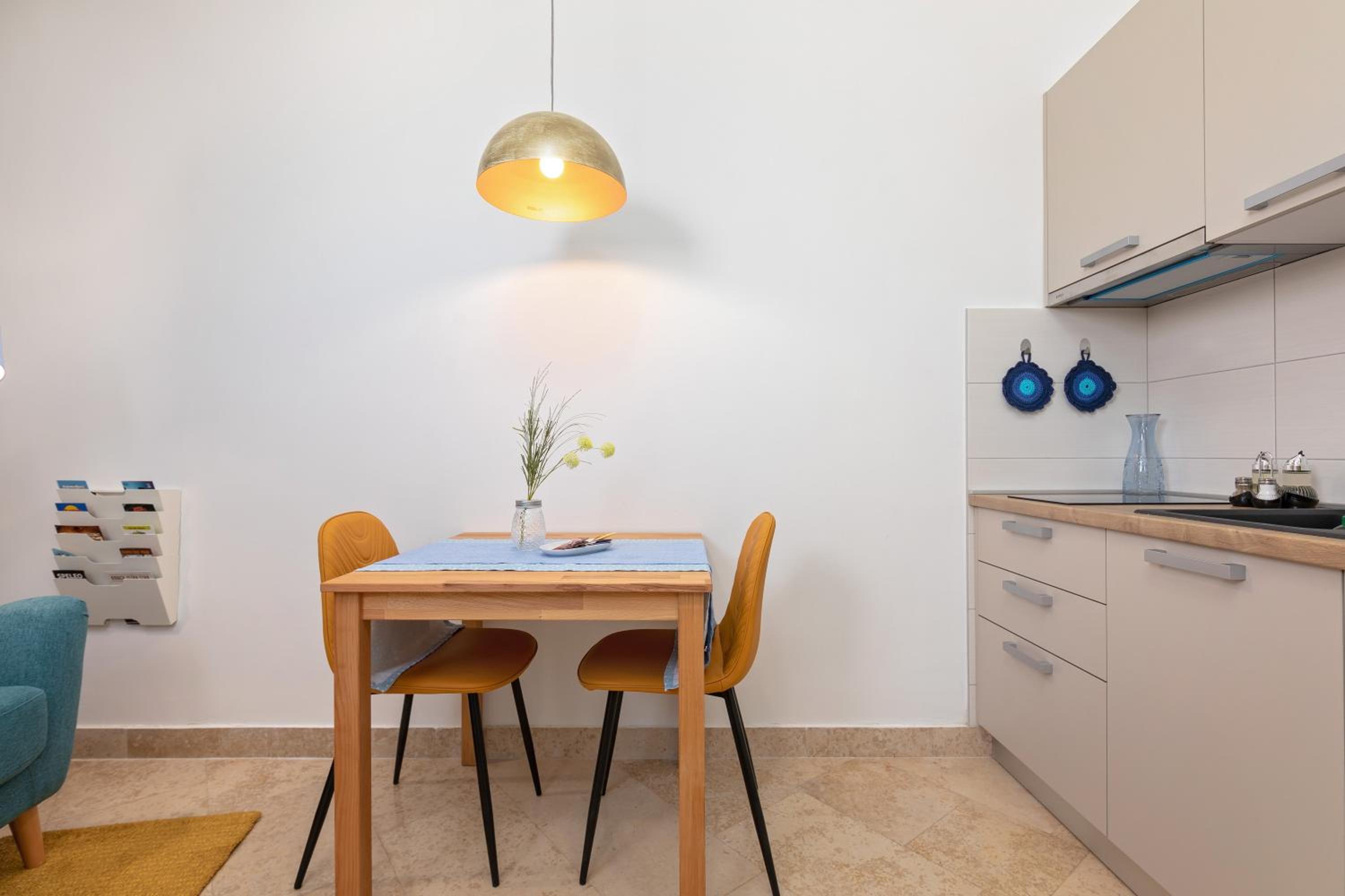 One-Bedroom Apartment - Photo 13