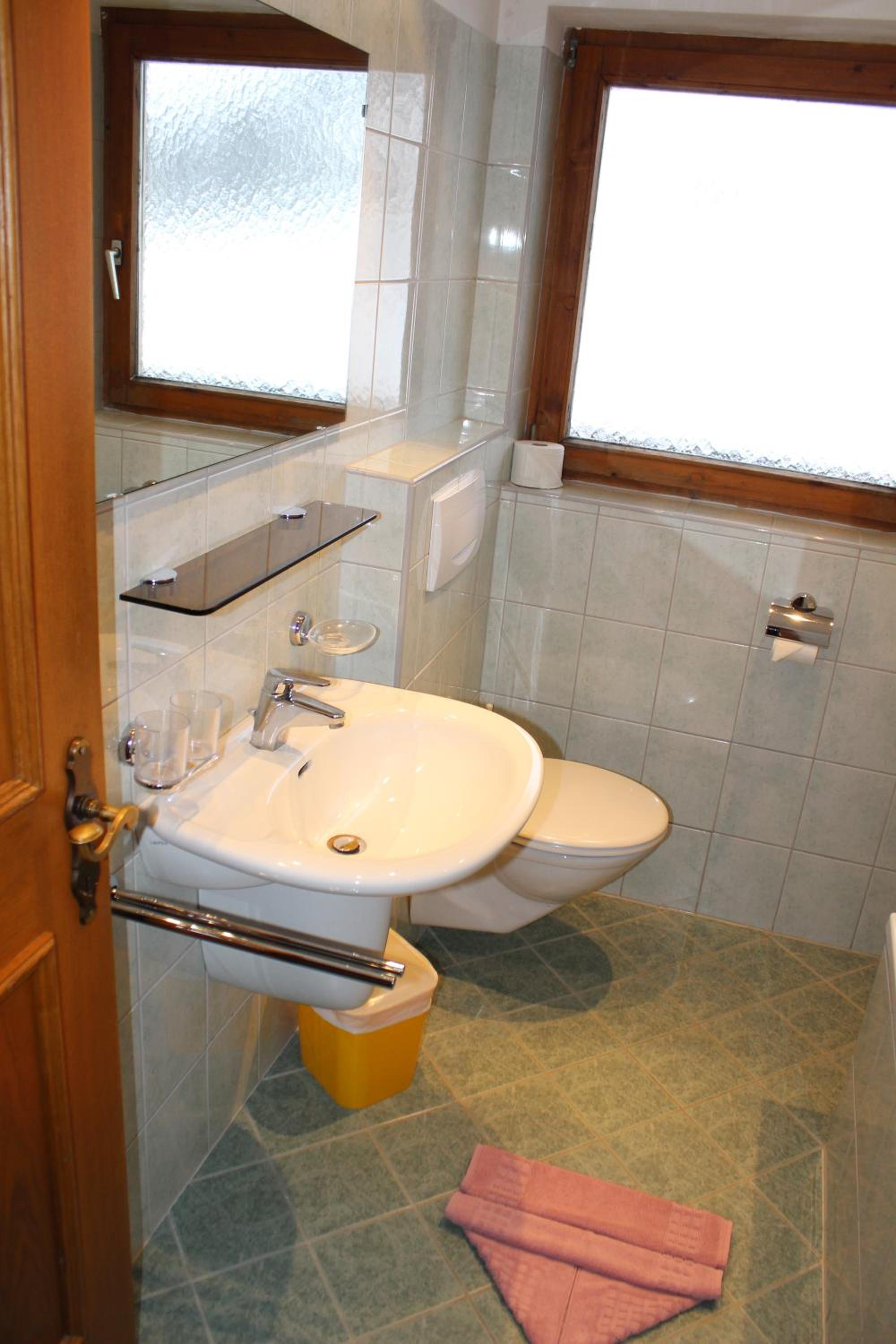 Apartment with Mountain View - House 2 - Photo 9