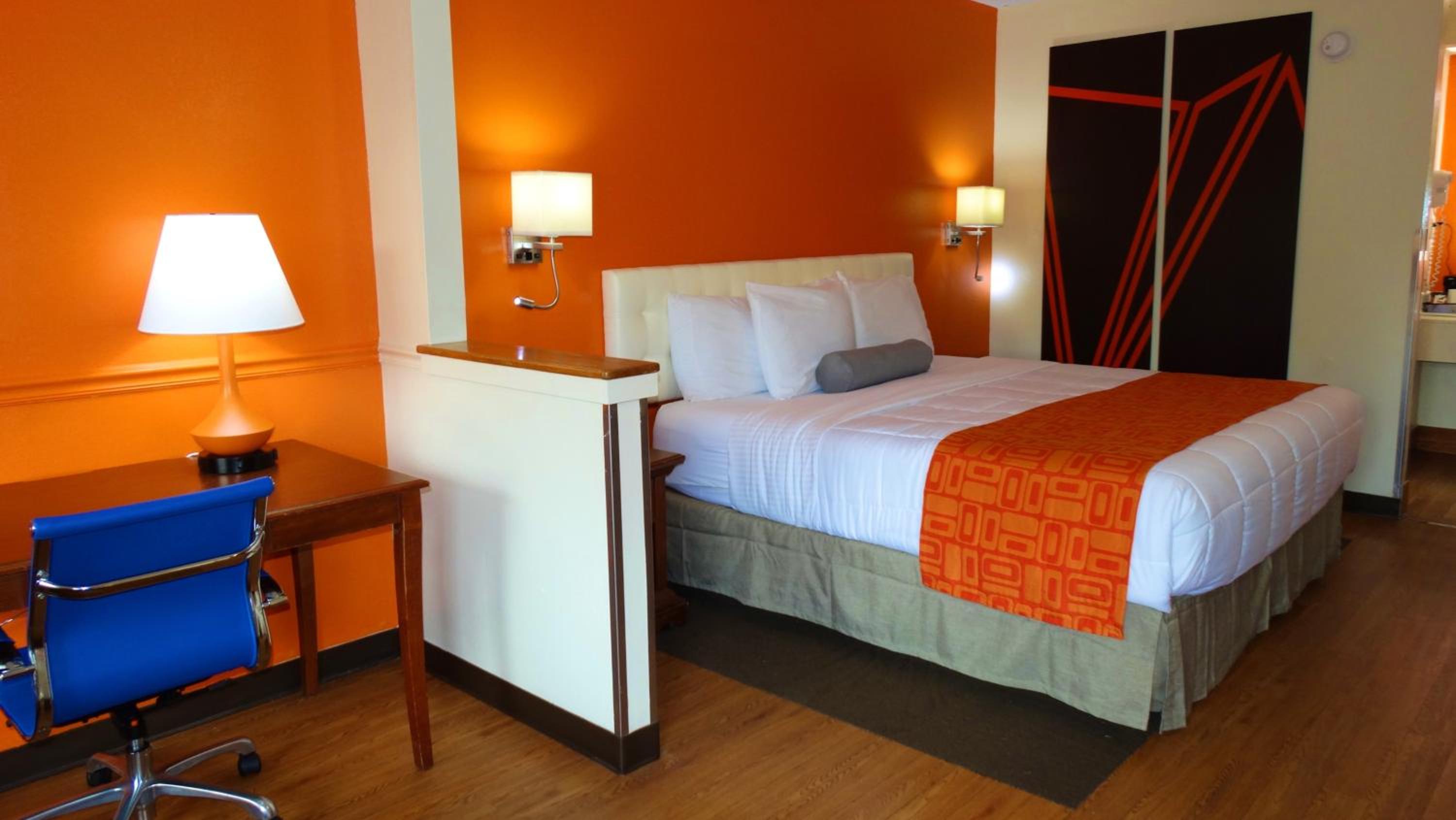 King Room - Disability Access/Non-Smoking - Photo 6