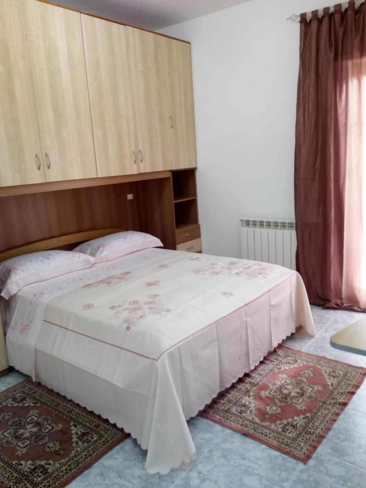 Large Double Or Twin Room photo 2