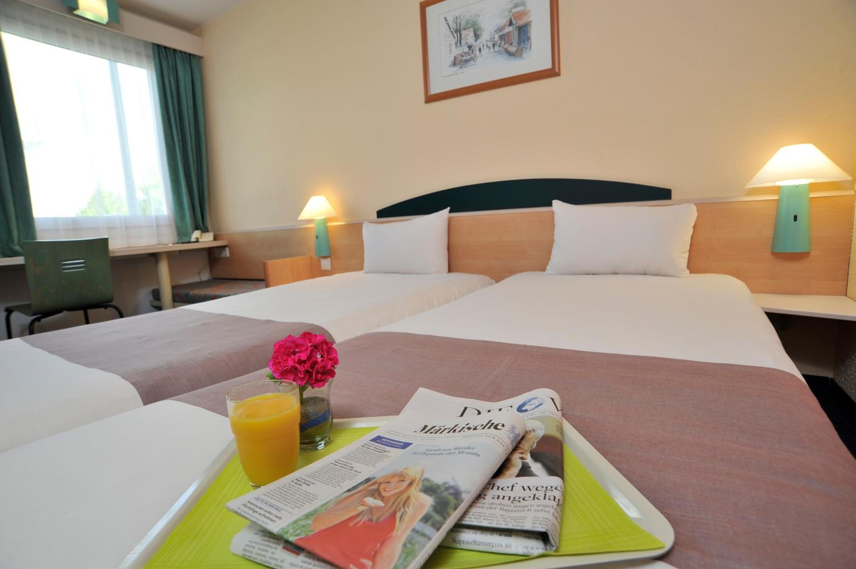Twin Room - Photo 4