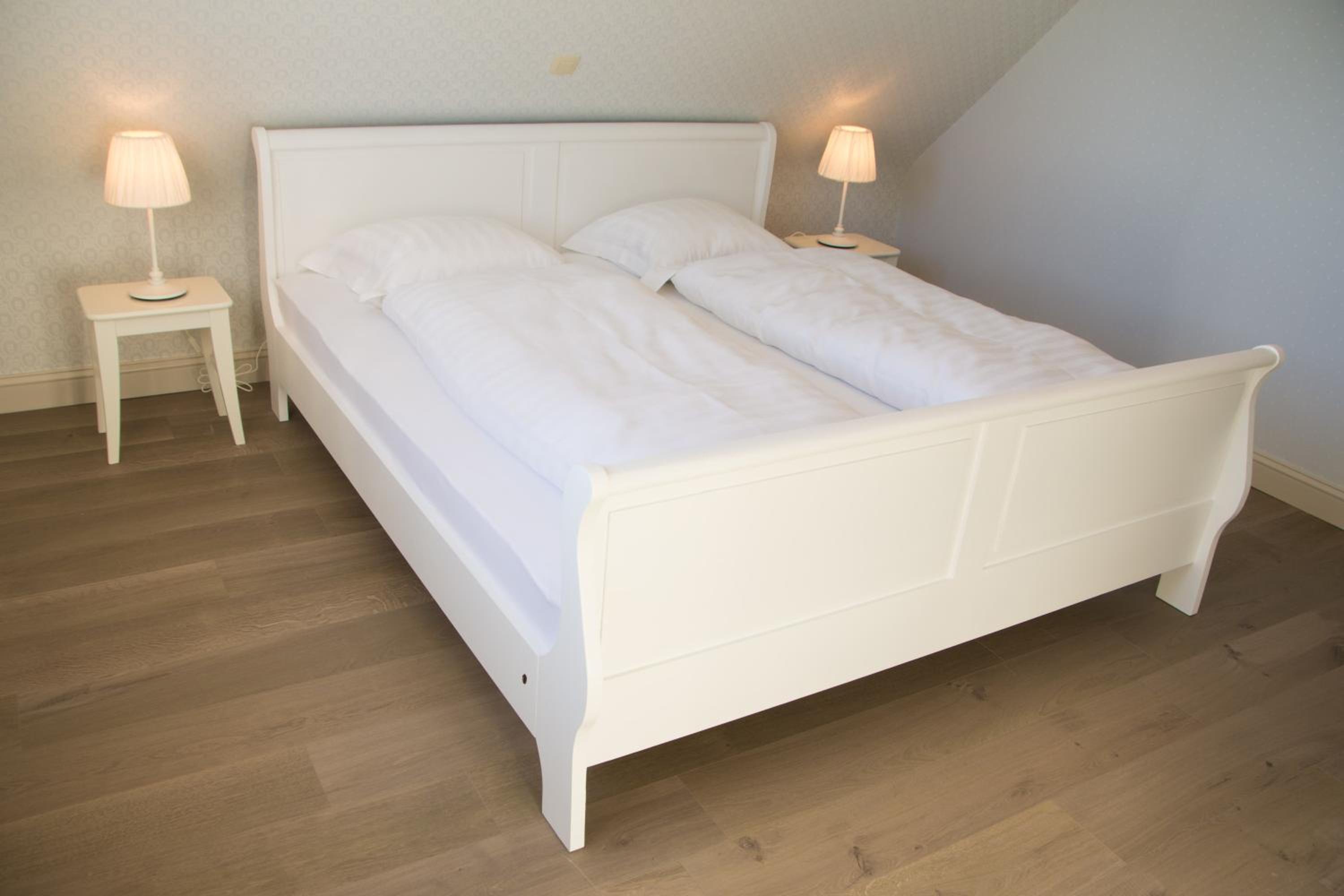 Four-Bedroom House photo 1