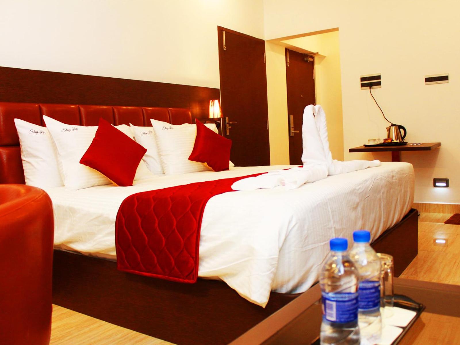 Deluxe Room - Photo 1