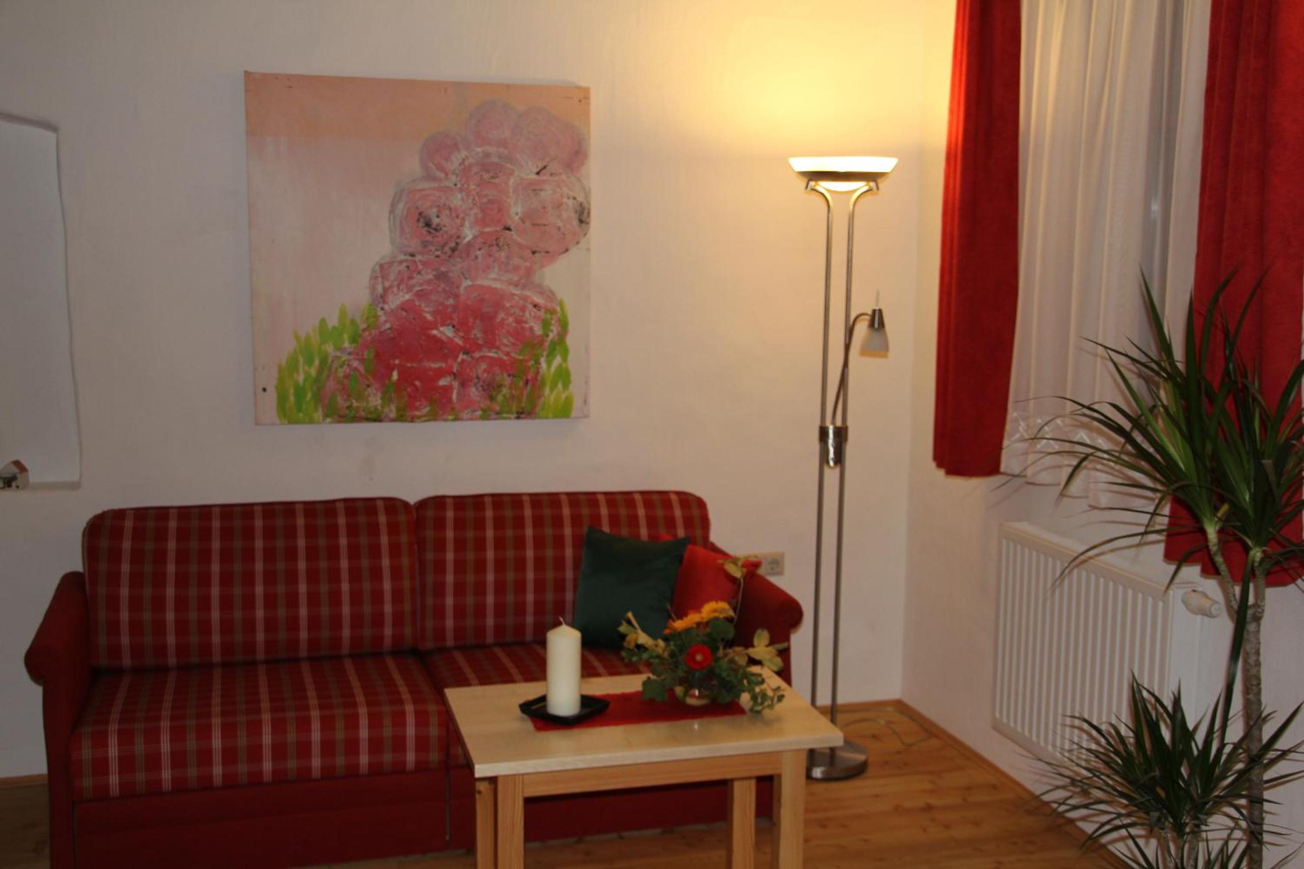 Apartment 1 photo 2