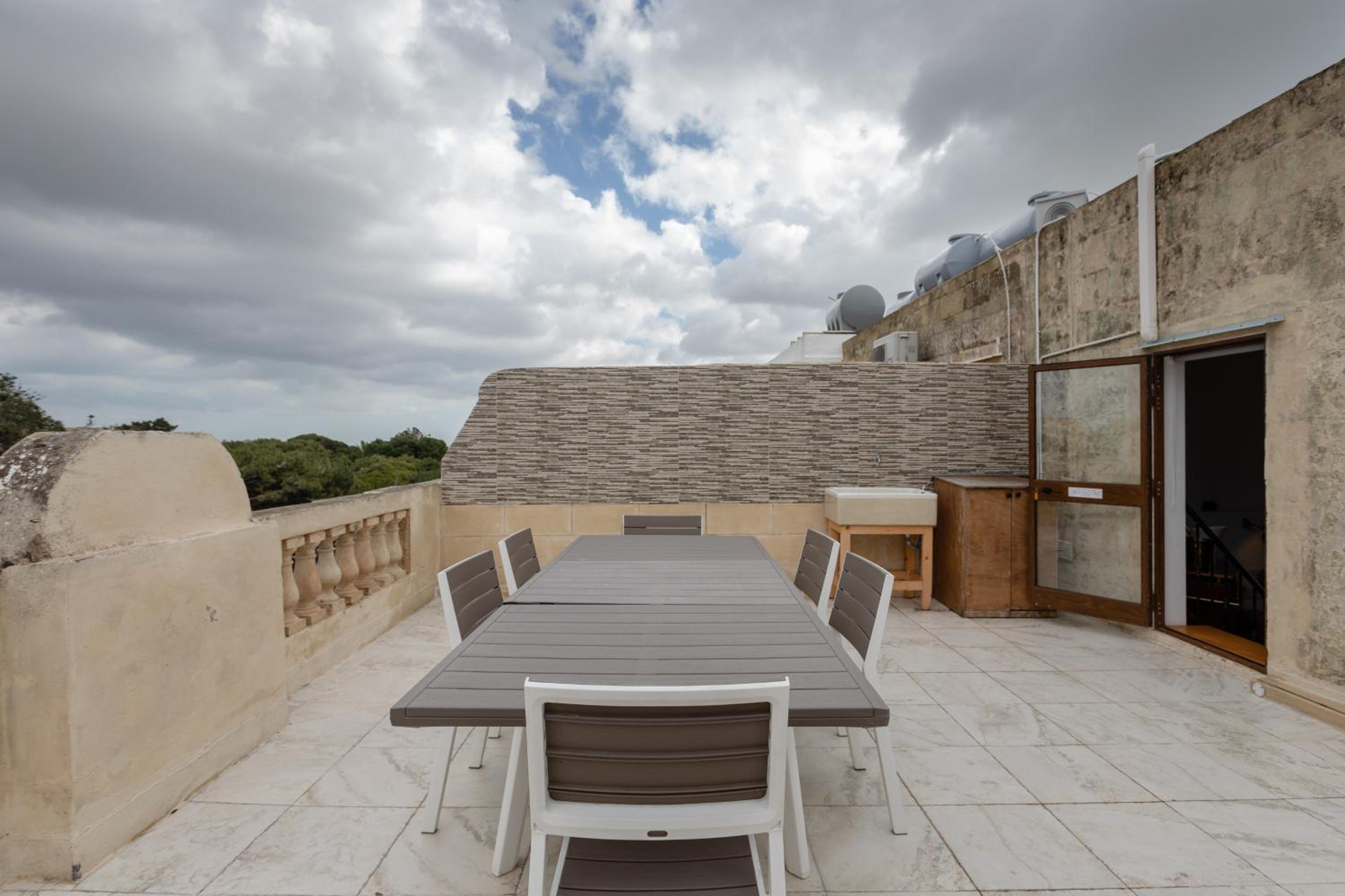 Suite with Terrace - Photo 28