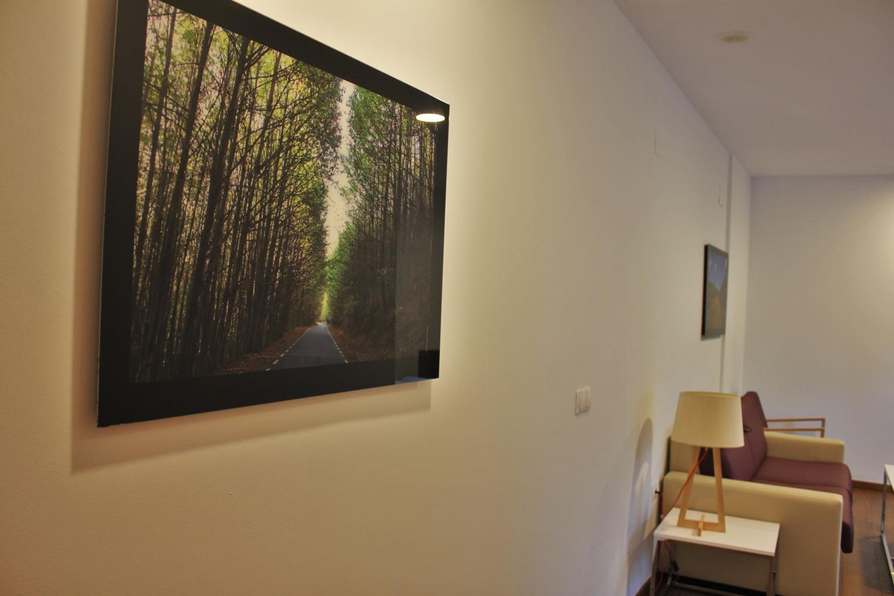 Apartment with Lake View - Photo 6