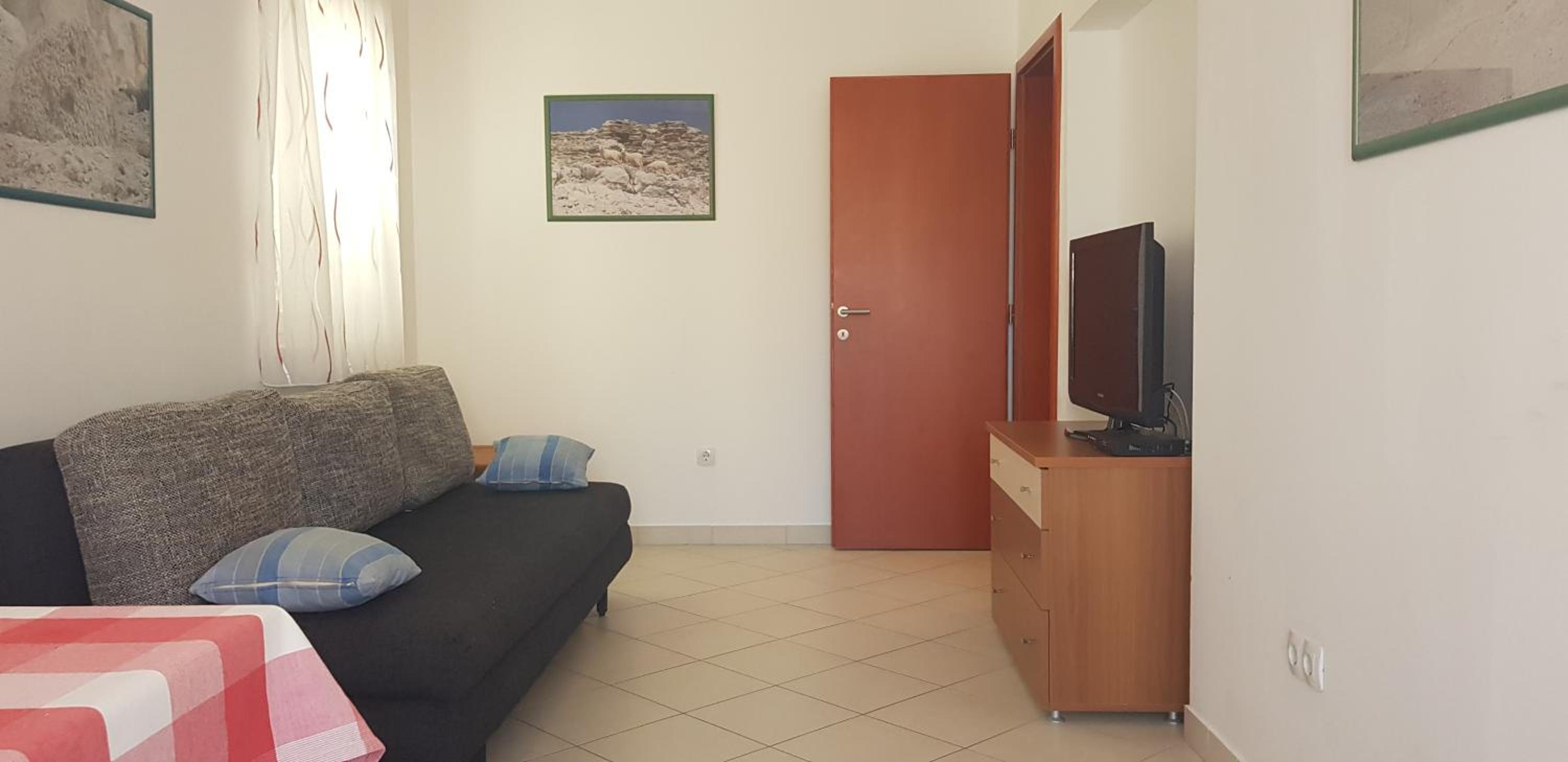Apartment With Sea View