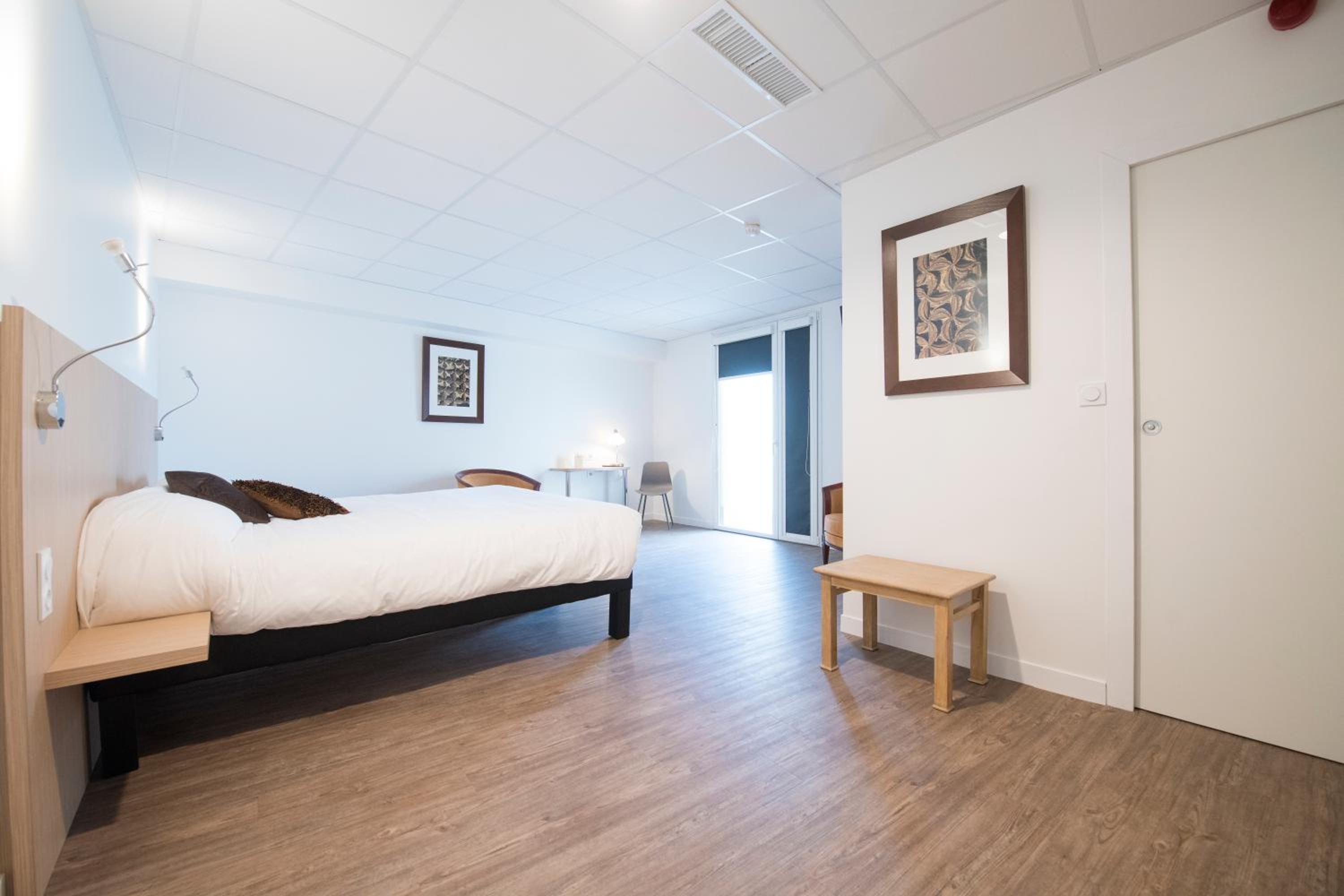 Double Room - Photo 9