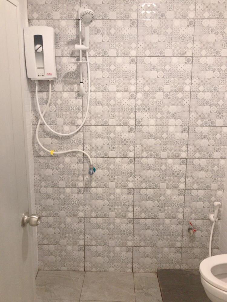 Triple Room with Bathroom - Photo 7
