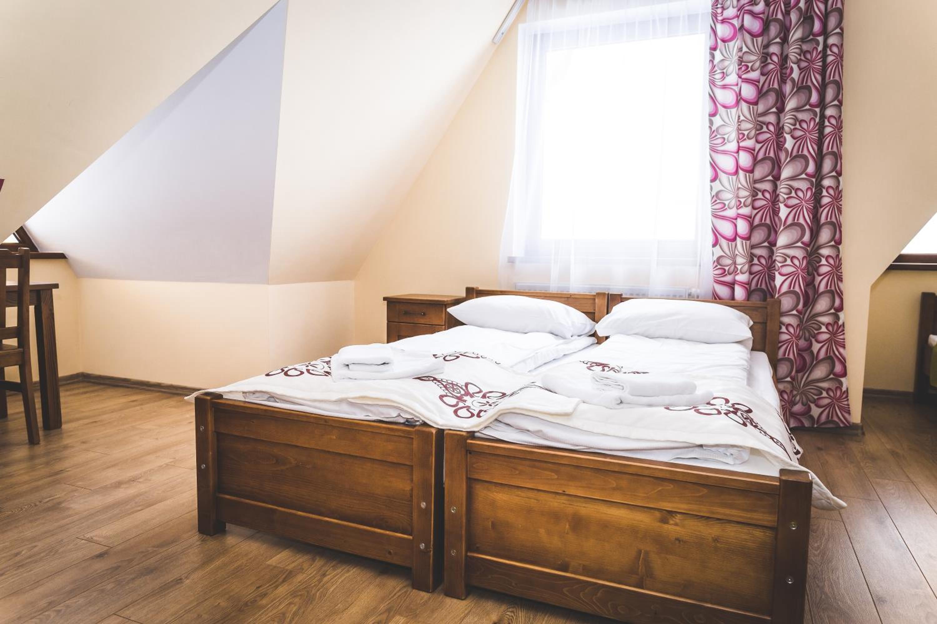 Standard Triple Room - Photo 6