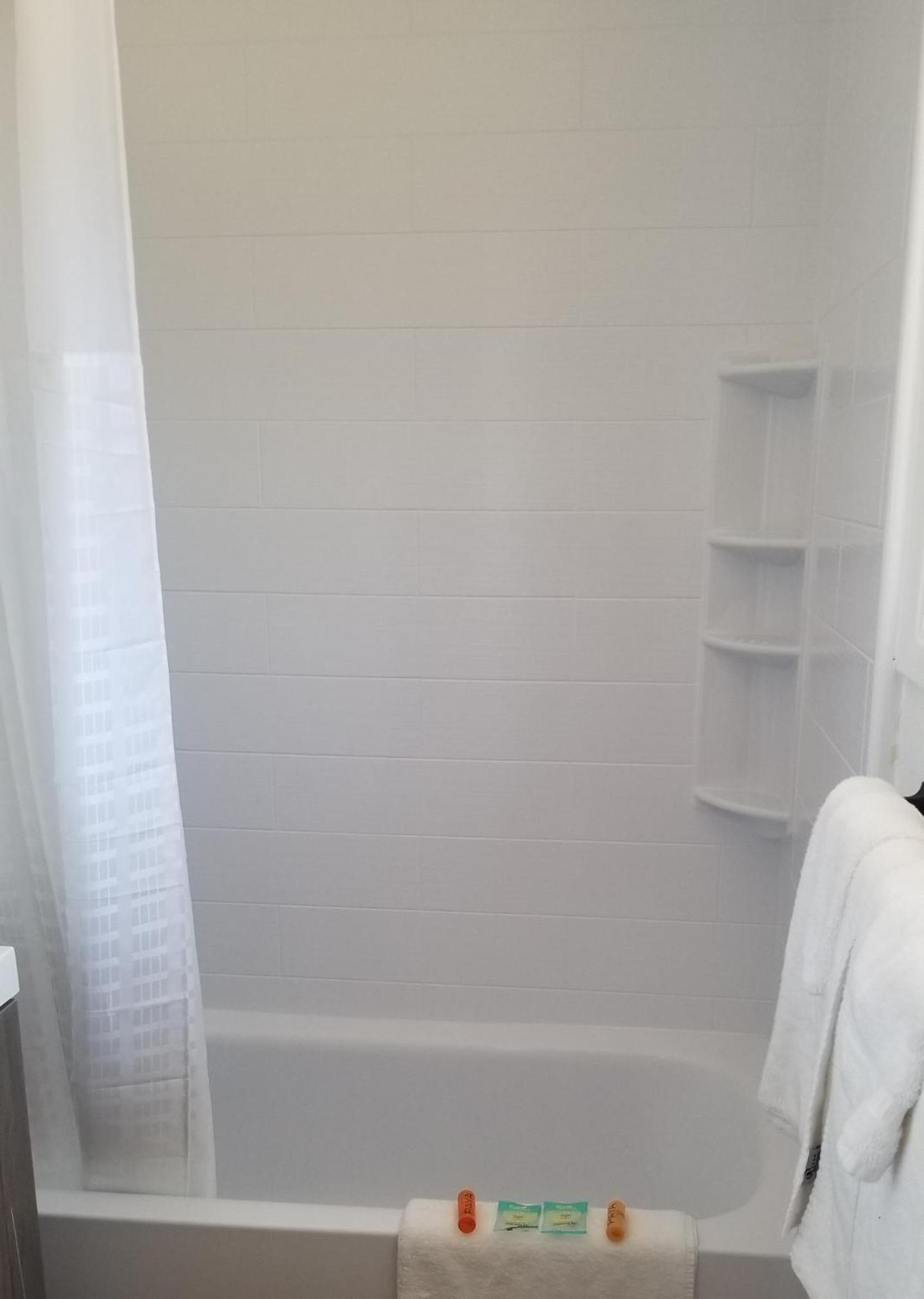 Standard Queen Room - Photo 2