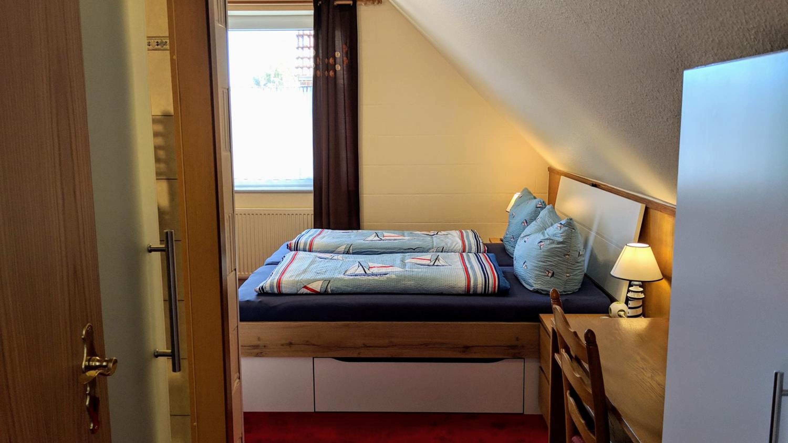 Deluxe Quadruple Room - Photo 2