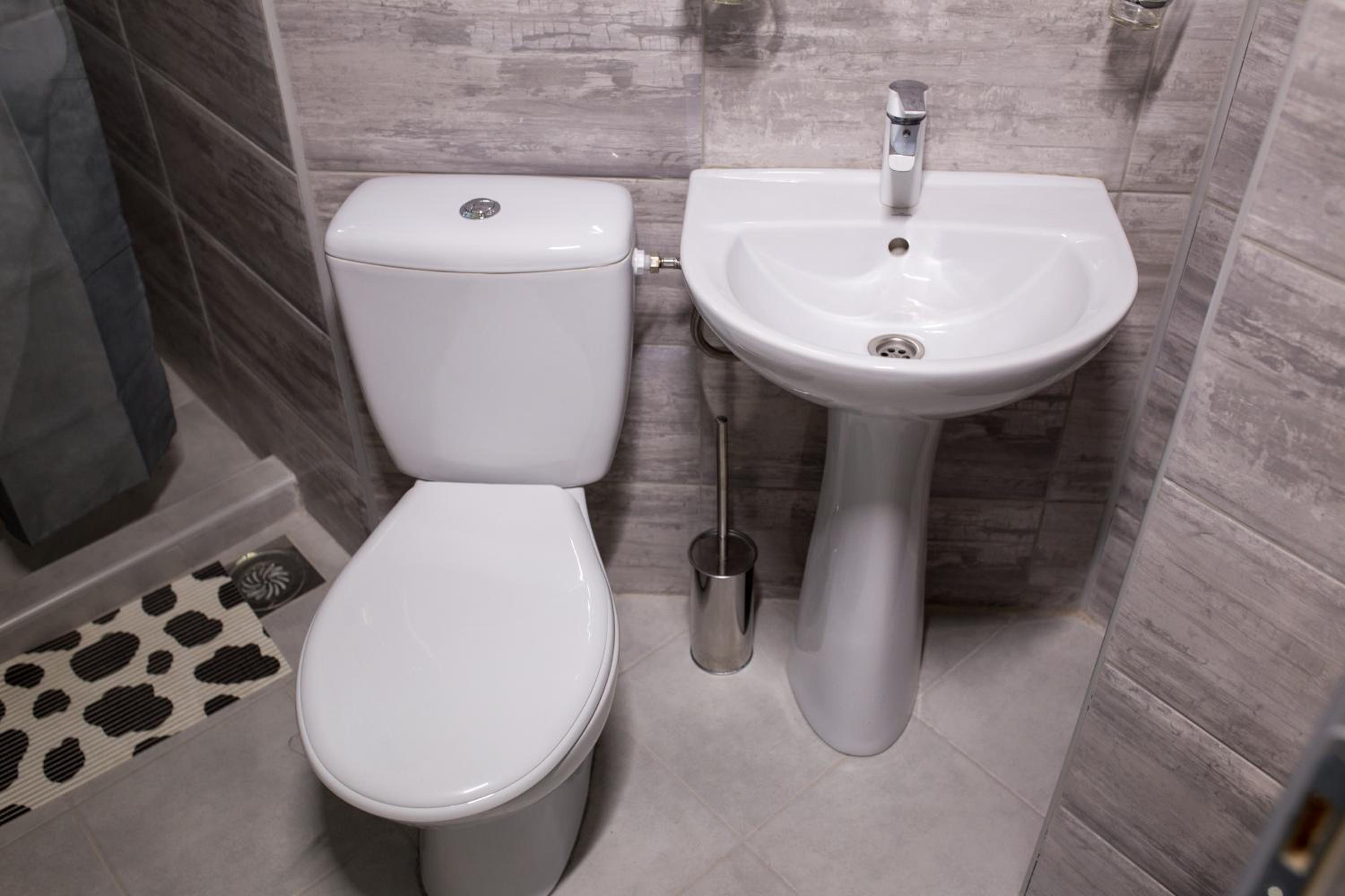 Quadruple Room with Bathroom photo 2