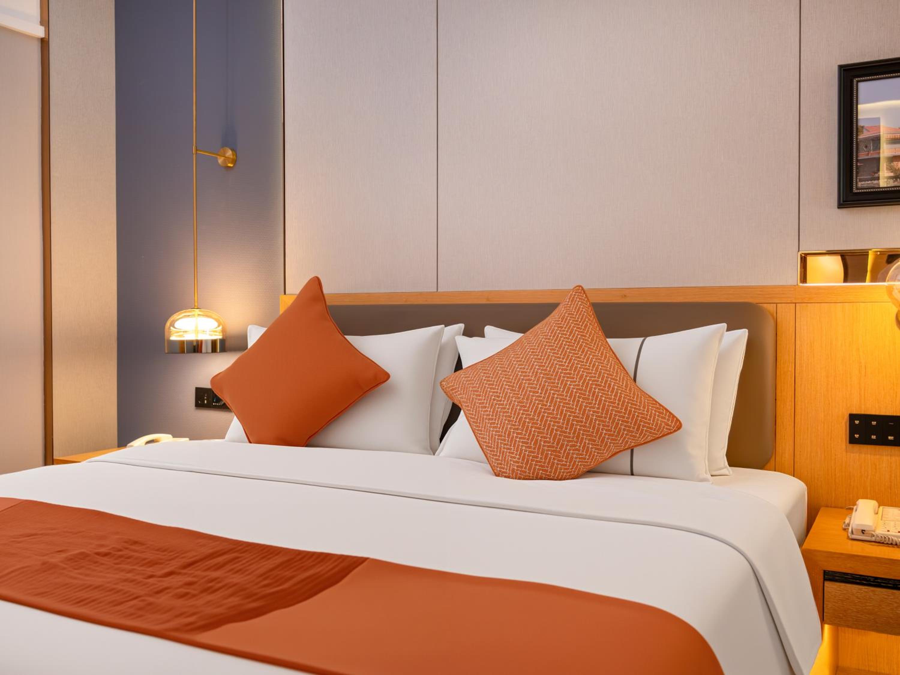 Superior Smart King Room