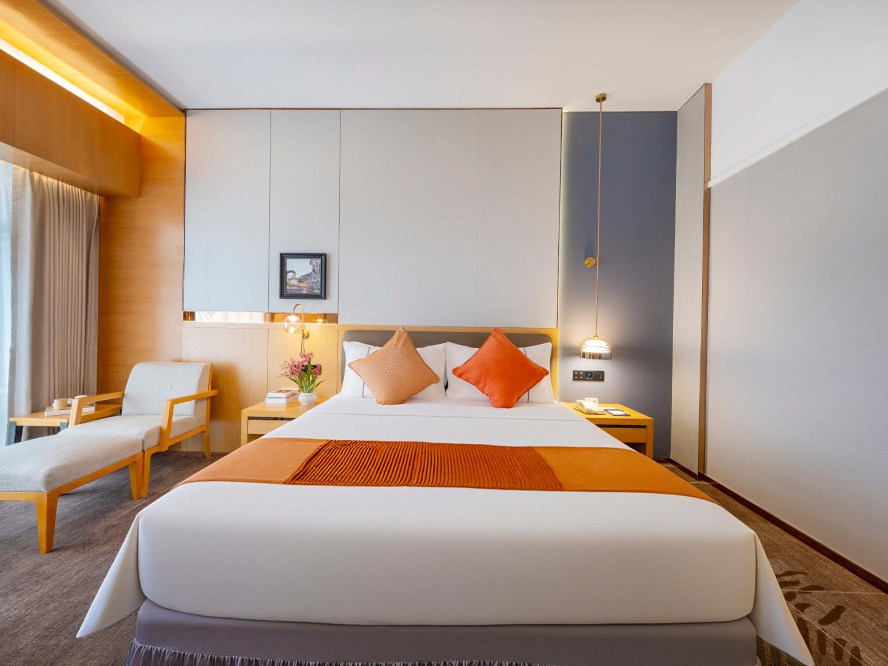 Superior Smart King Room