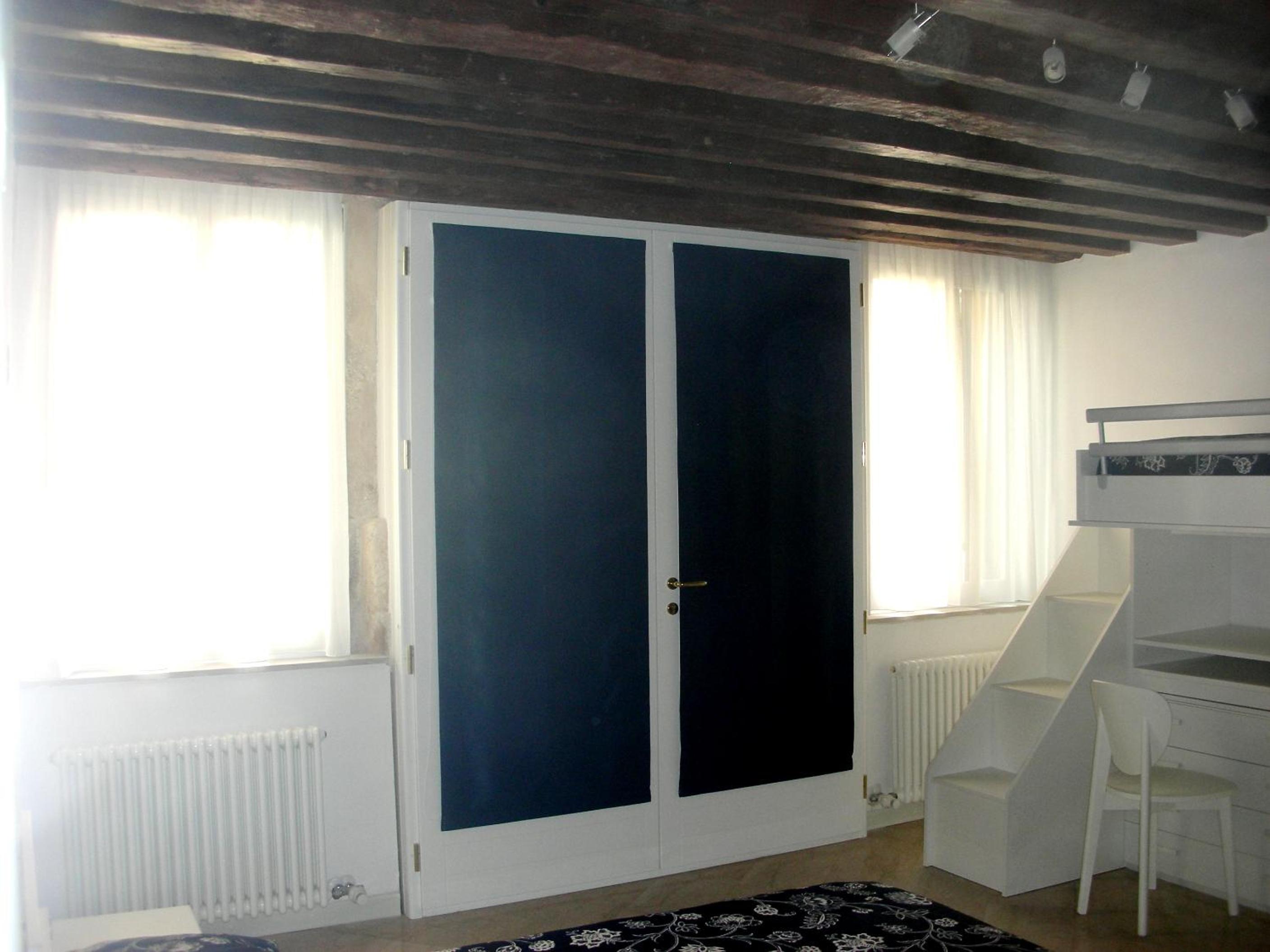 One-Bedroom Apartment with Canal View  photo 1
