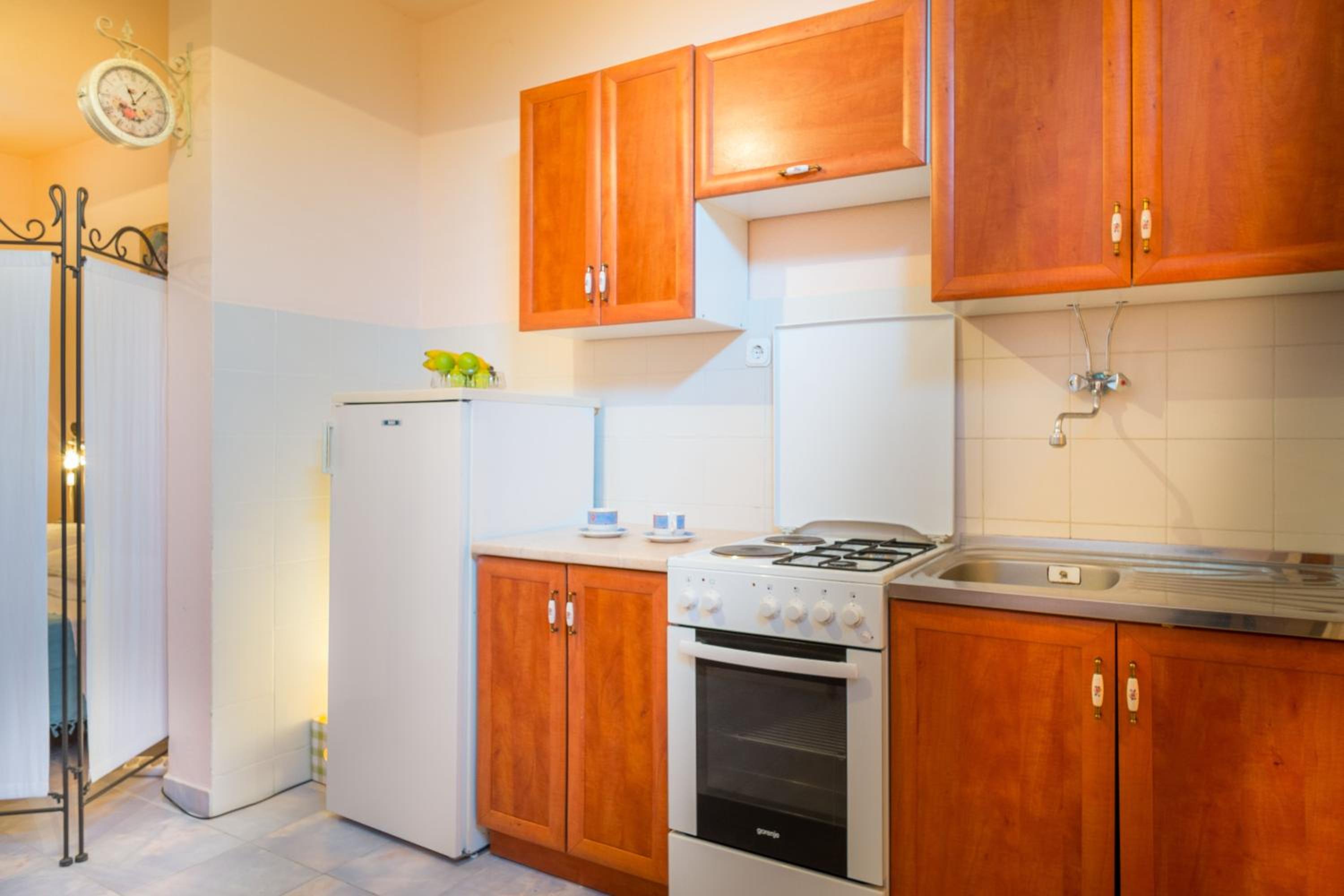 One-Bedroom Apartment with Patio (2 Adults) photo 2