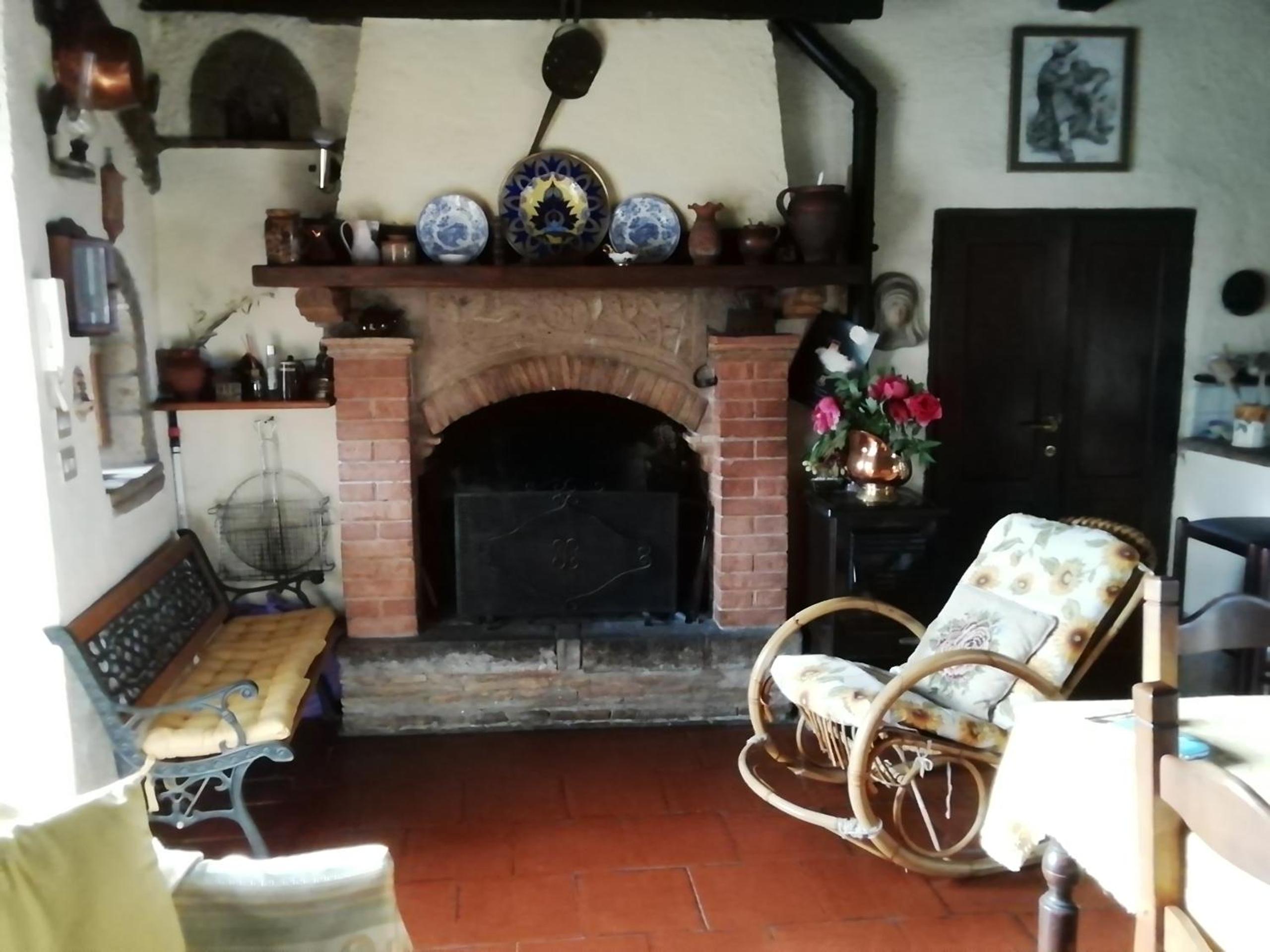 Two-Bedroom House - Photo 28