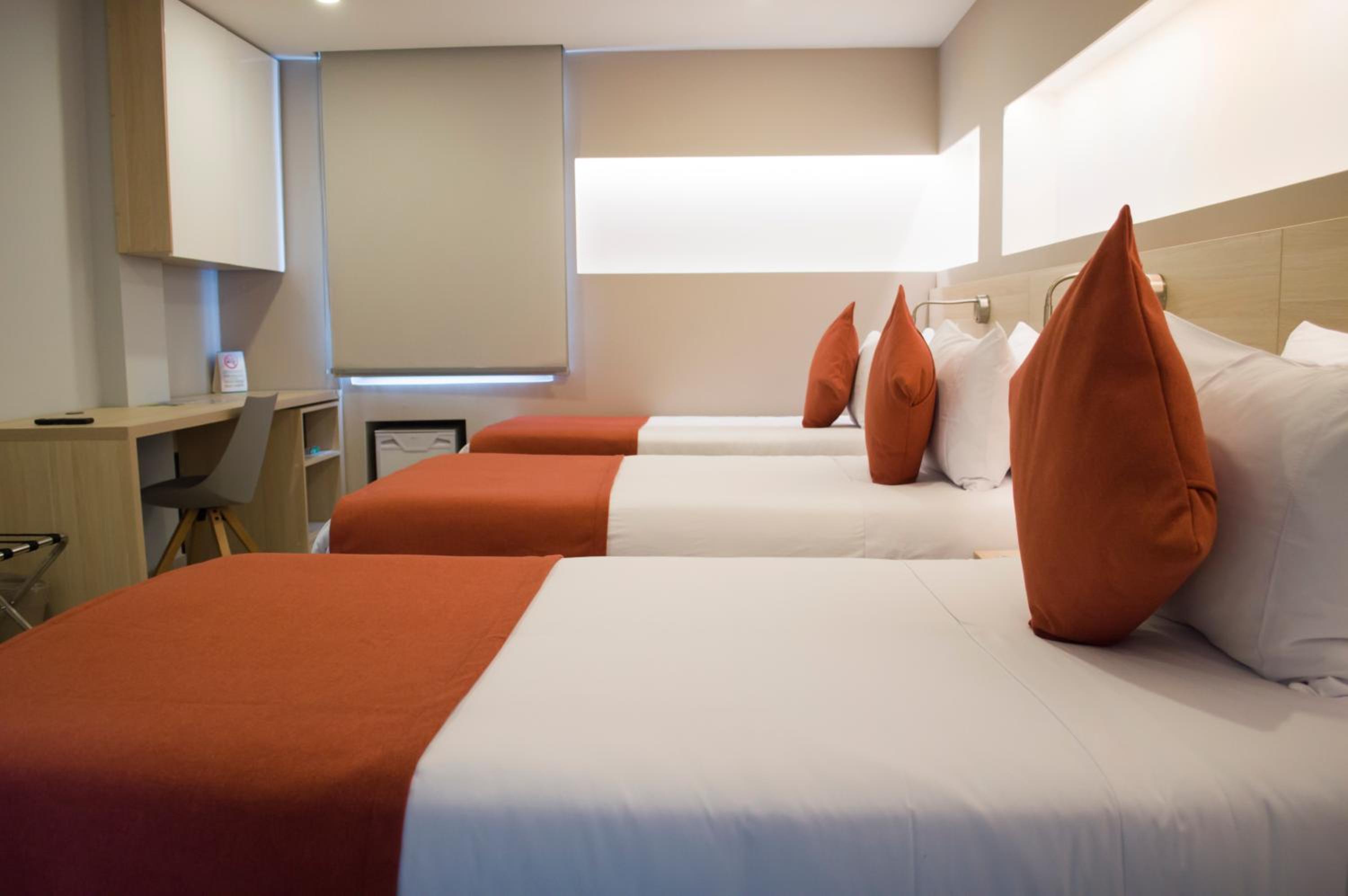 Standard Triple Room - Photo 1