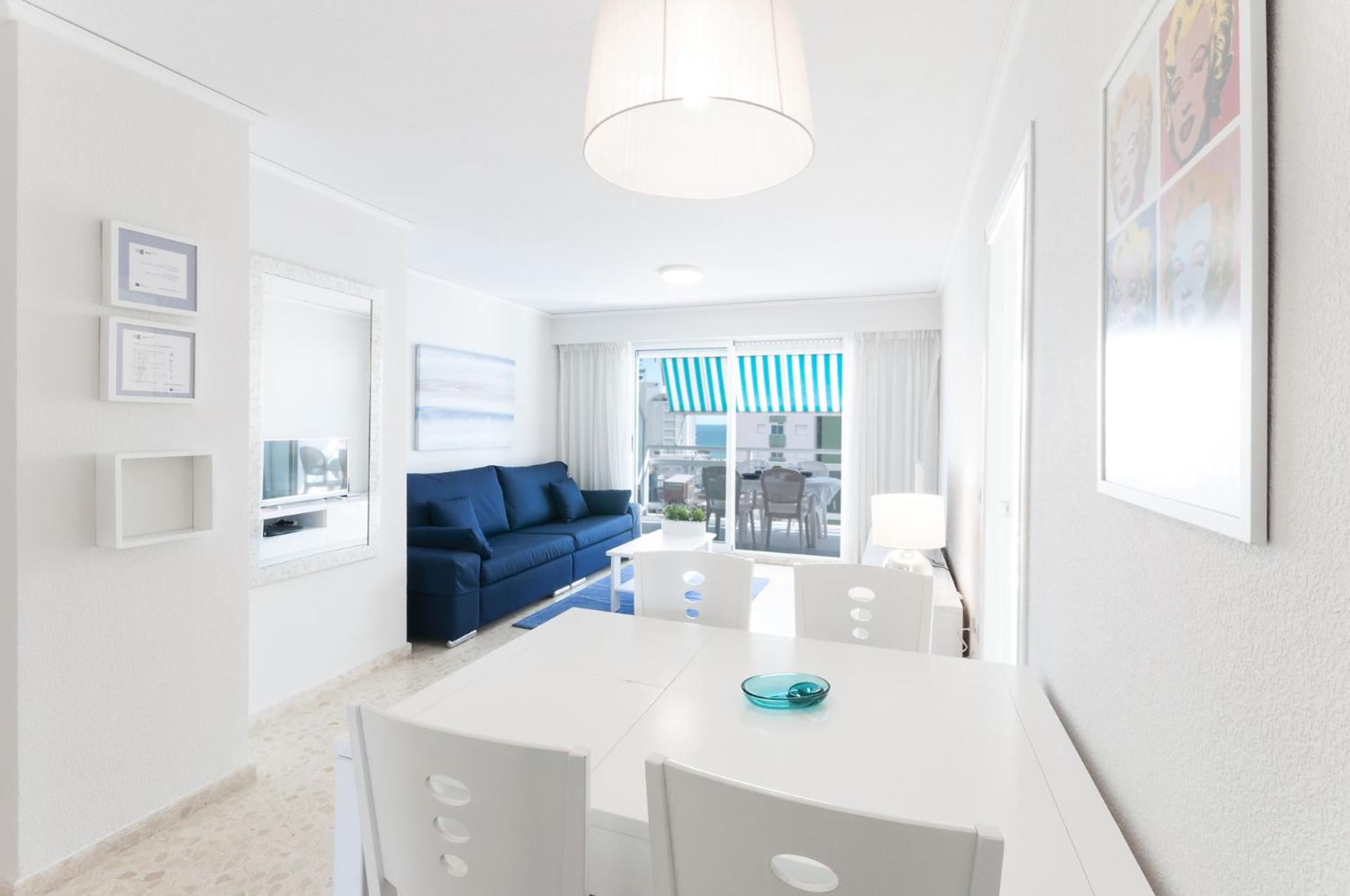 Apartamento con vista al mar