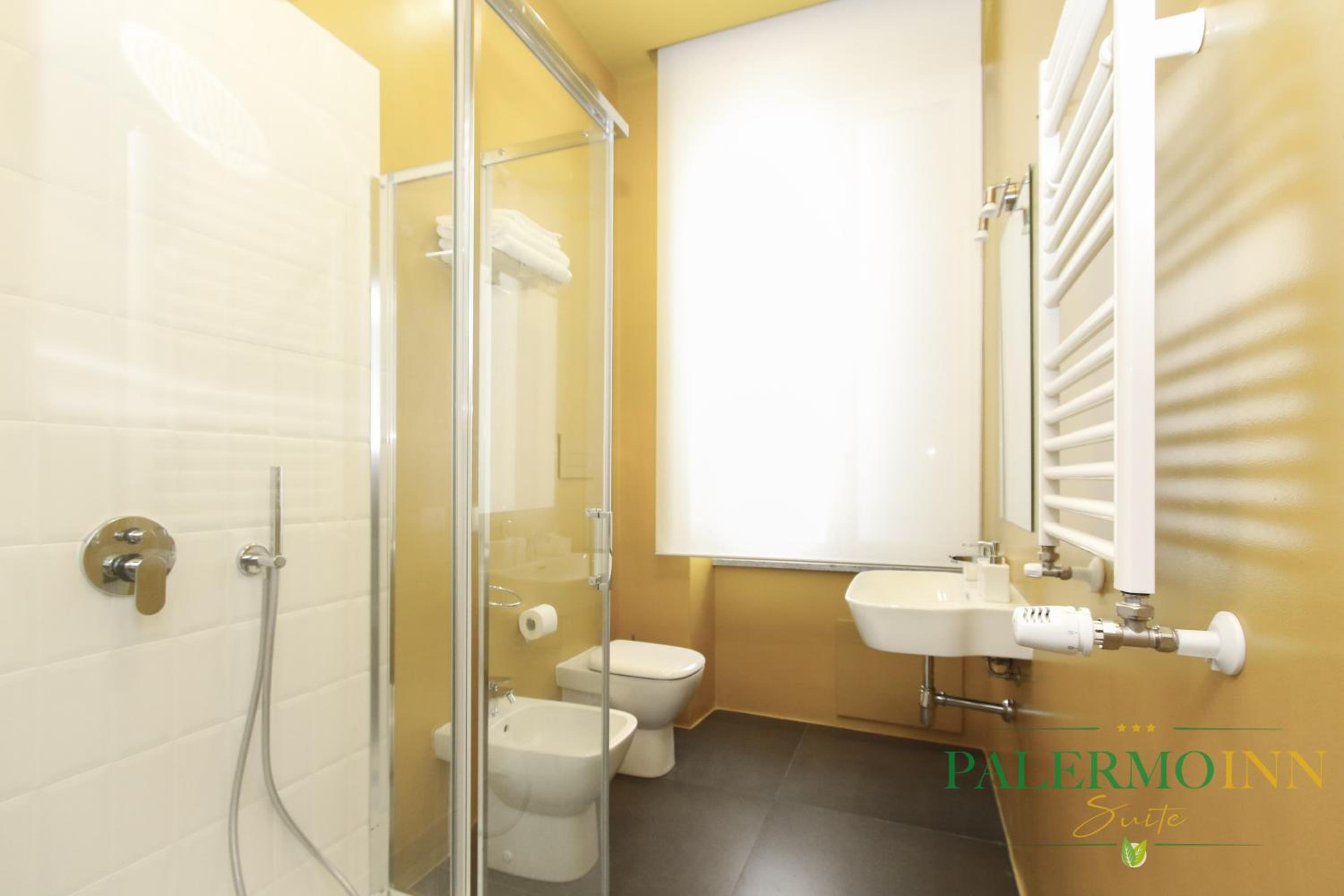 Comfort Triple Room with Shower