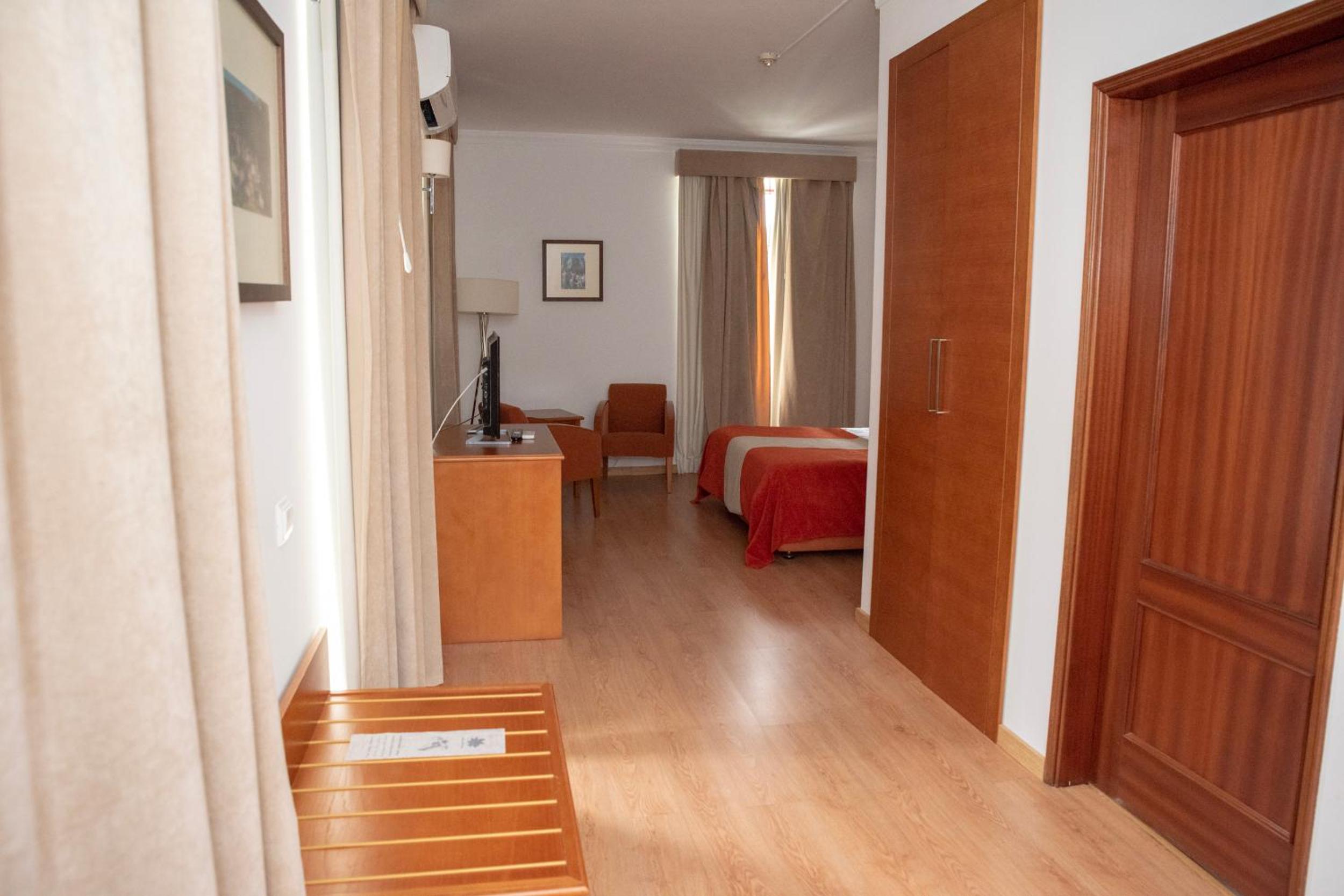 Quarto Duplo com Terraço