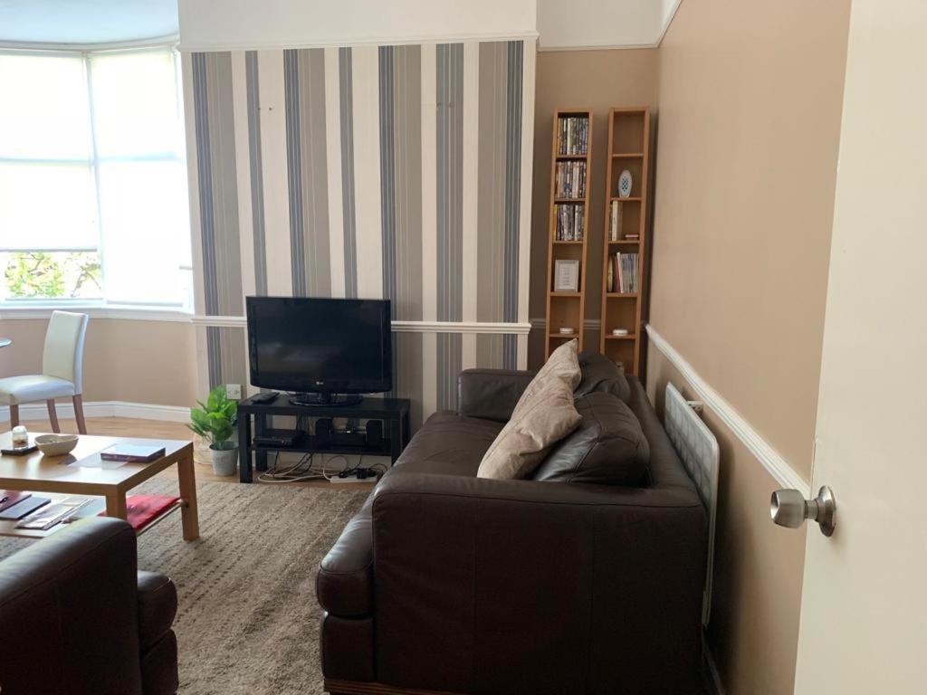 One-Bedroom Apartment - Photo 6