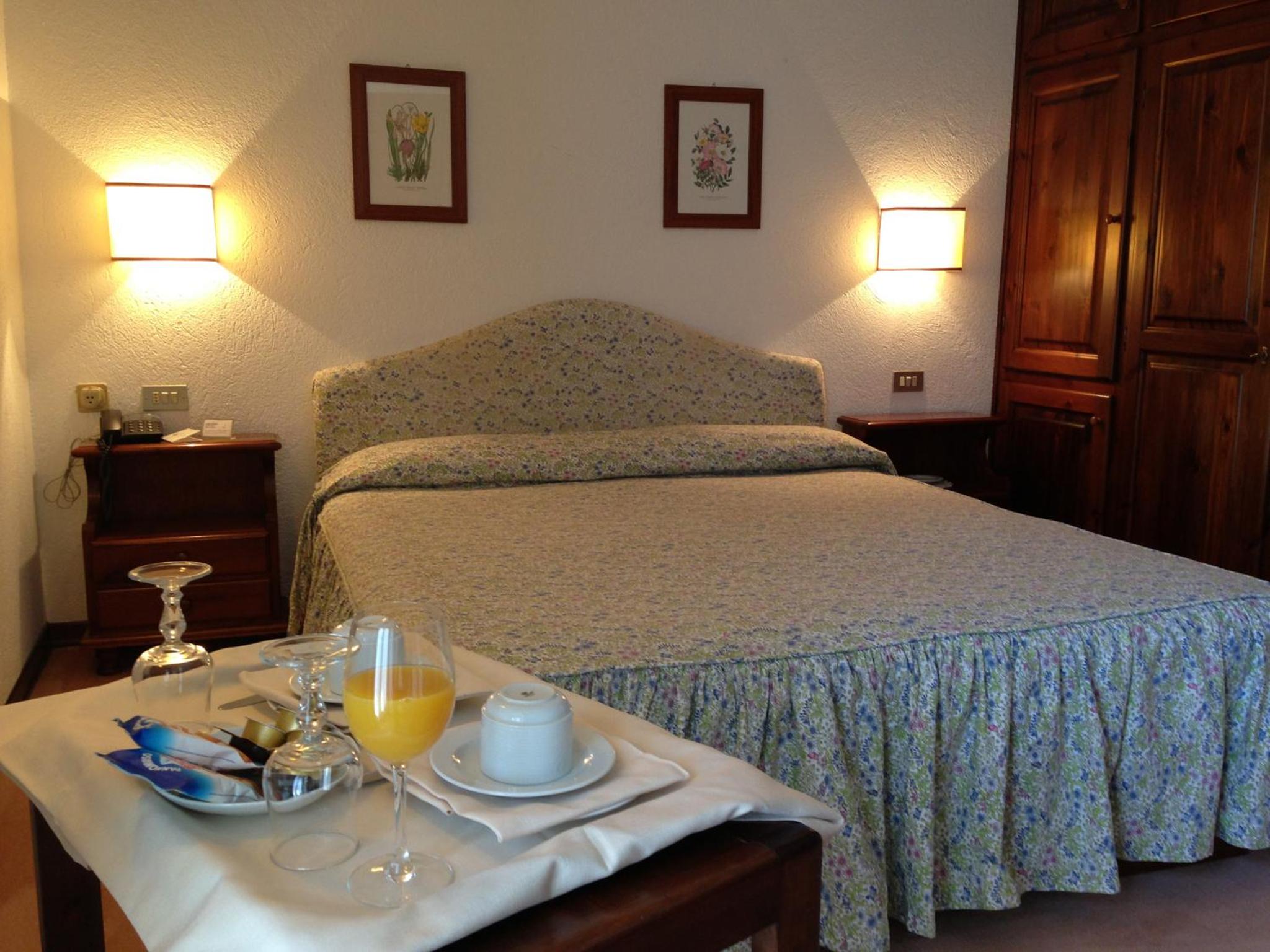 Double Room - Photo 6