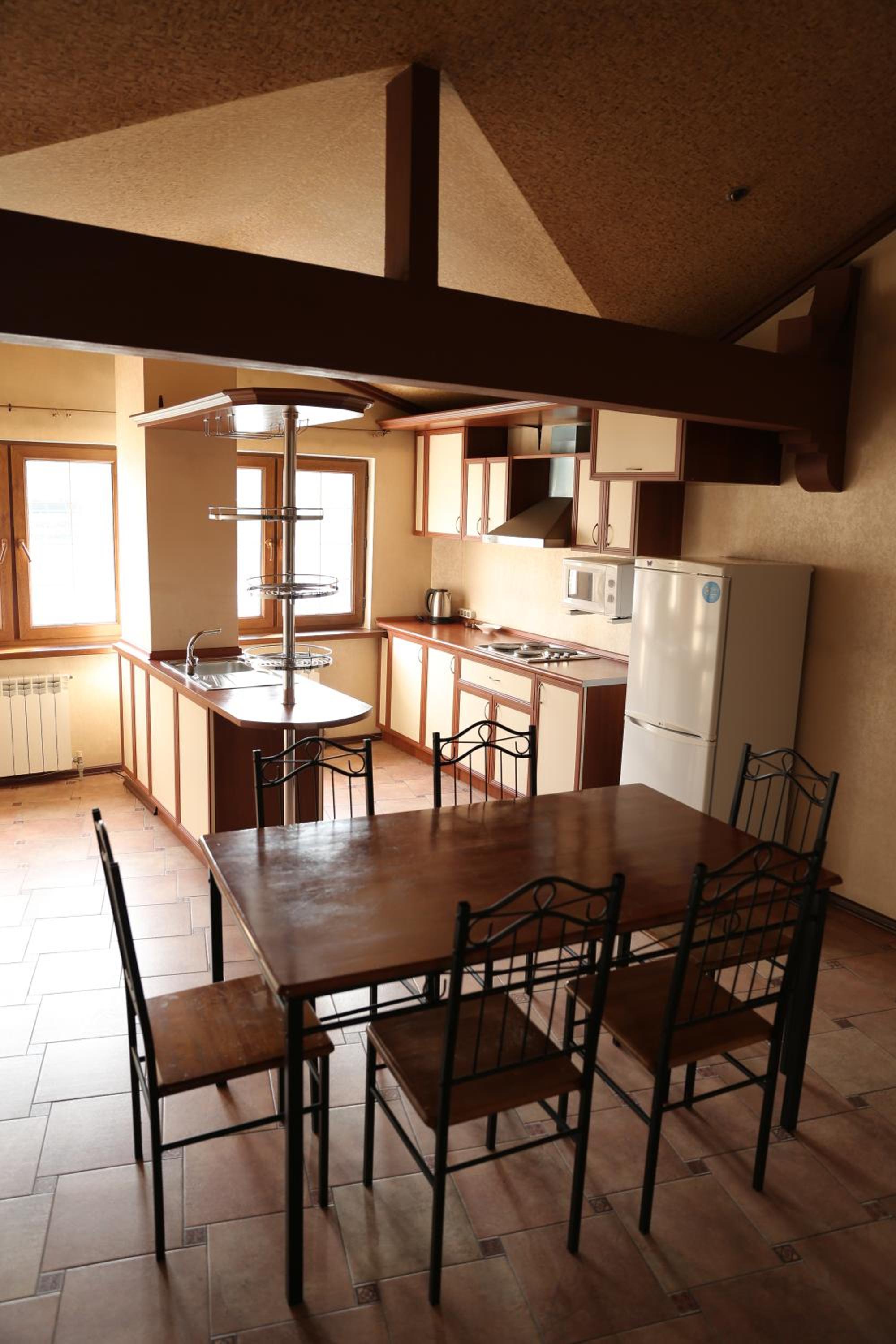 Two-Bedroom Apartment (6 Adults) photo 3