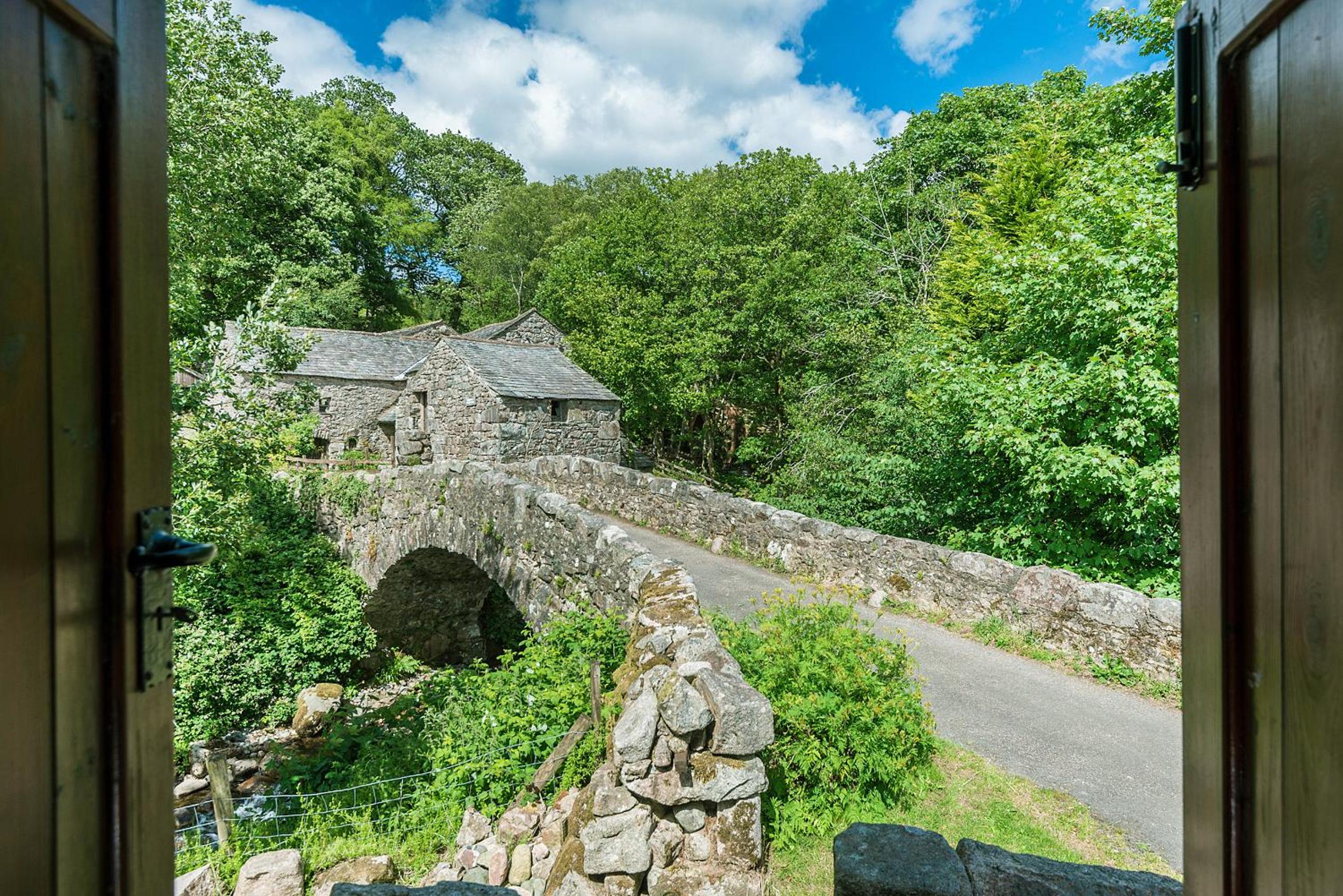 One-Bedroom Cottage - Whillan Beck - Photo 9