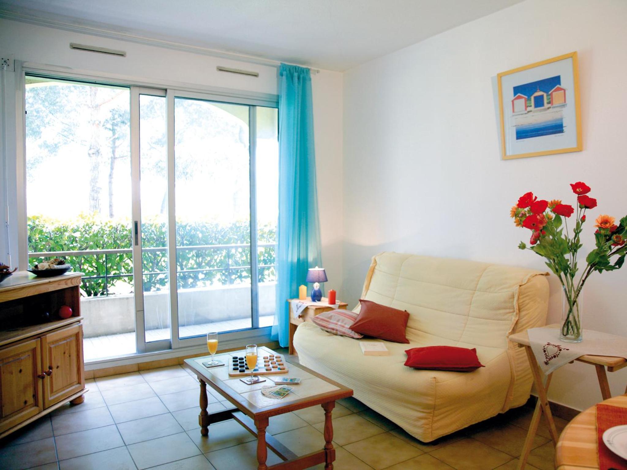 One-Bedroom Apartment (4-5 Adults)
