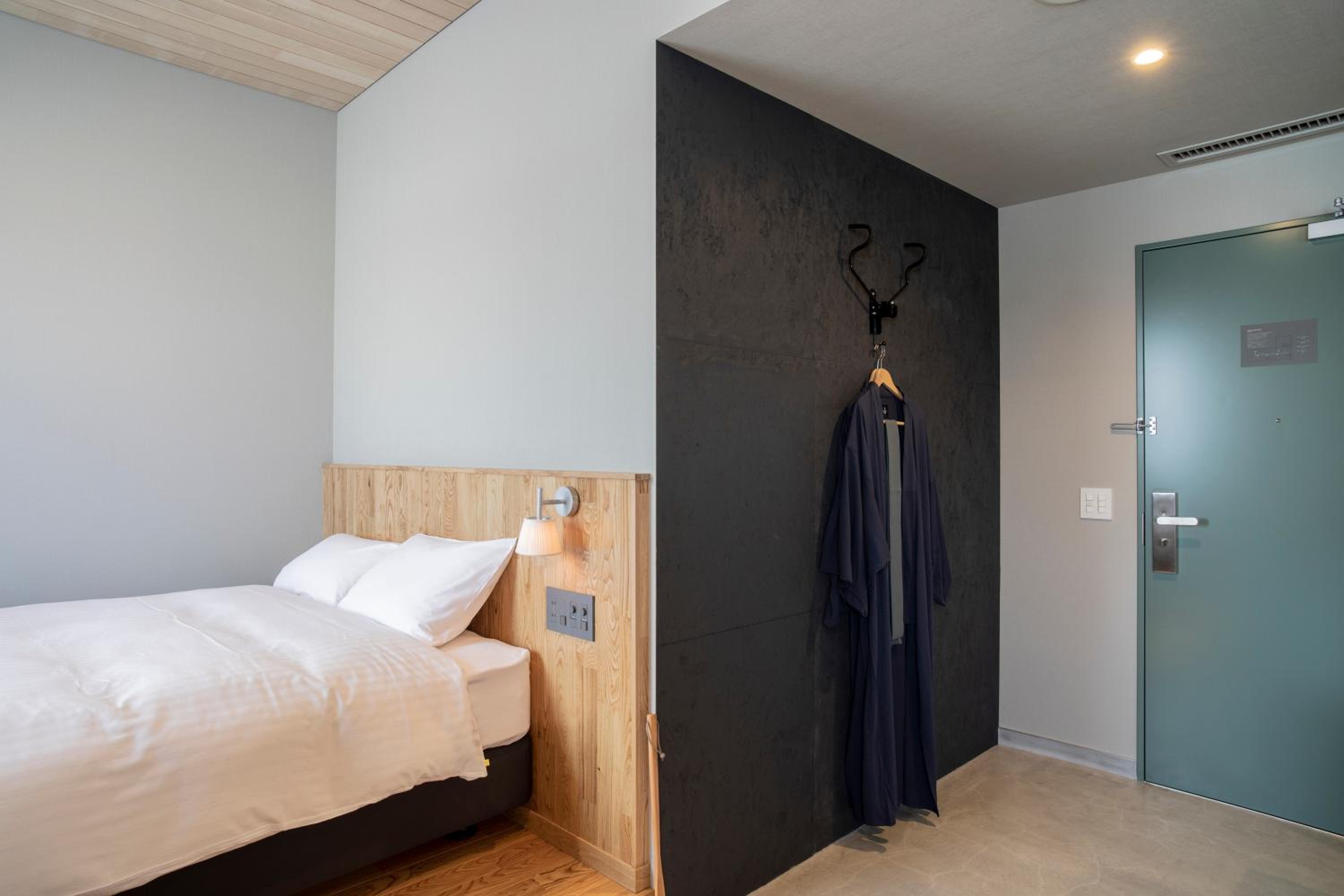 Deluxe Twin Room - Photo 2