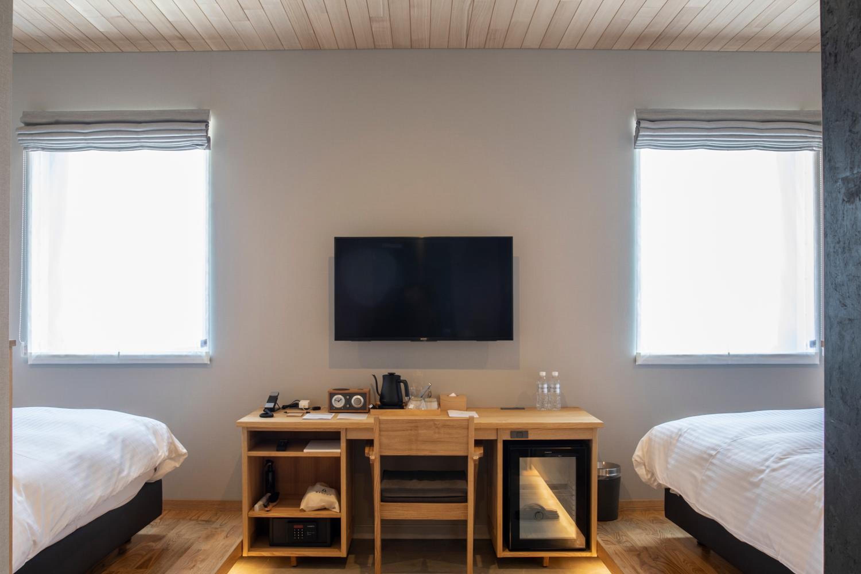 Deluxe Twin Room - Photo 1