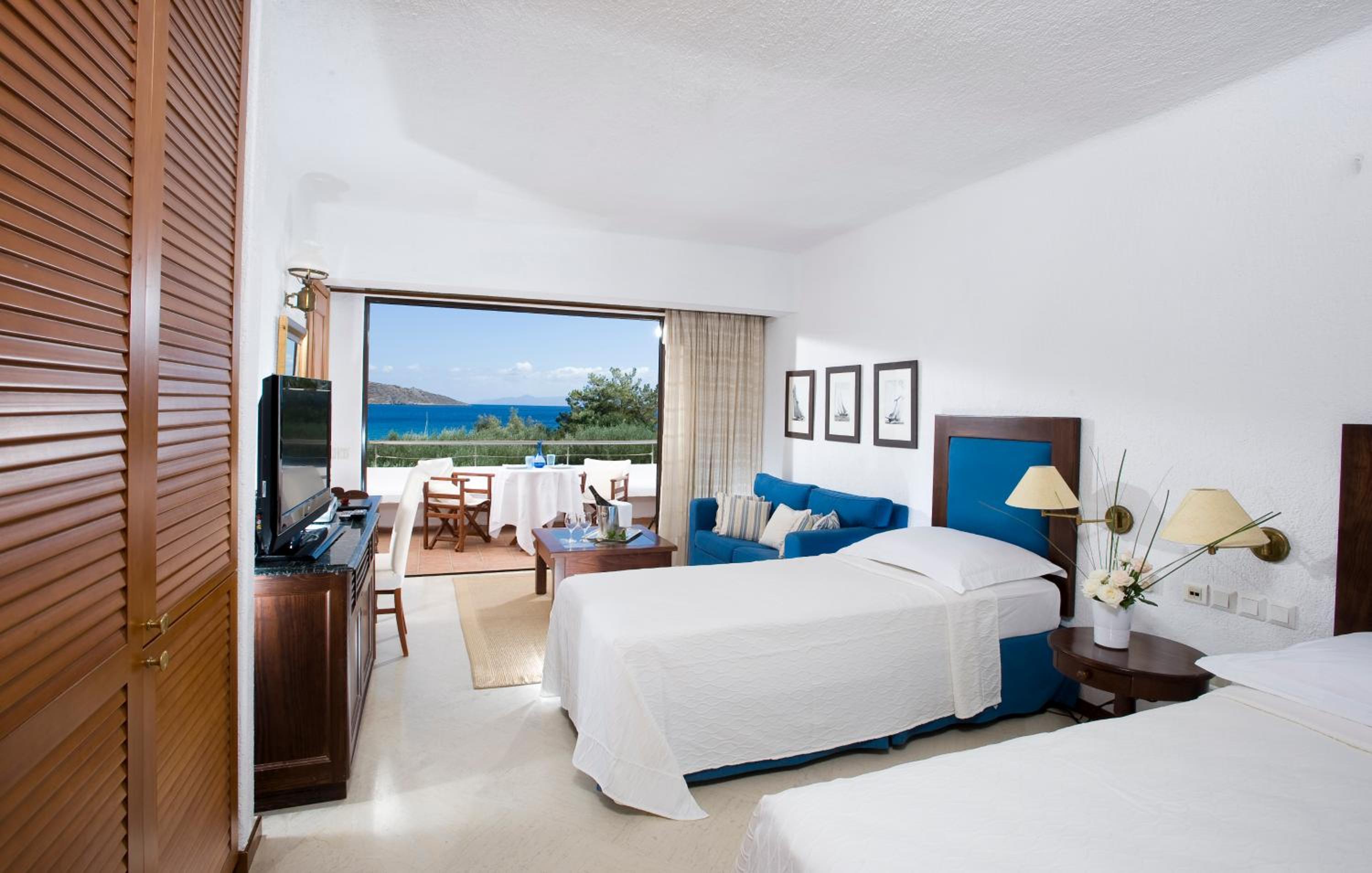 Classic Room with Sea View - Photo 2