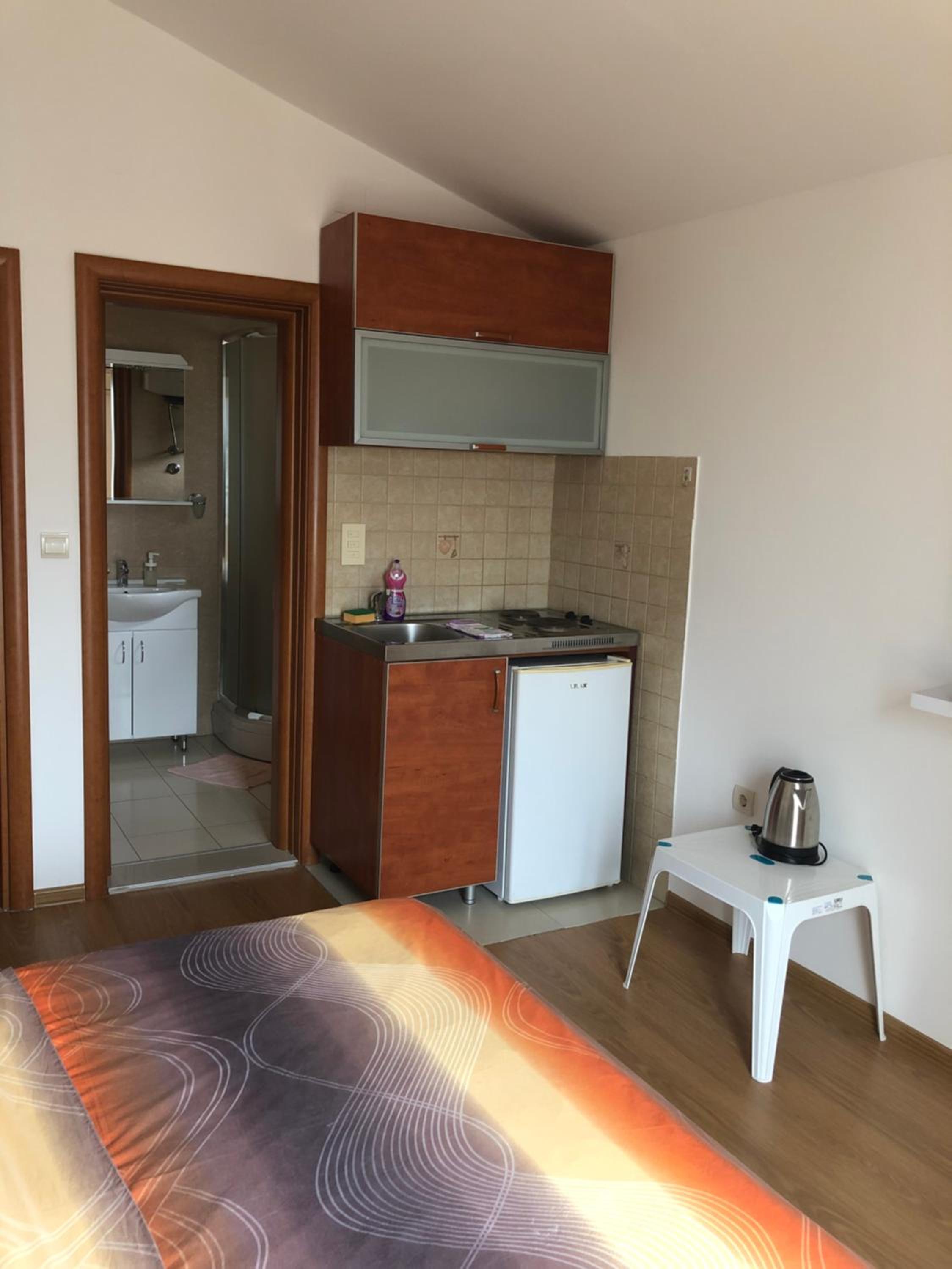 Studio Apartment photo 2