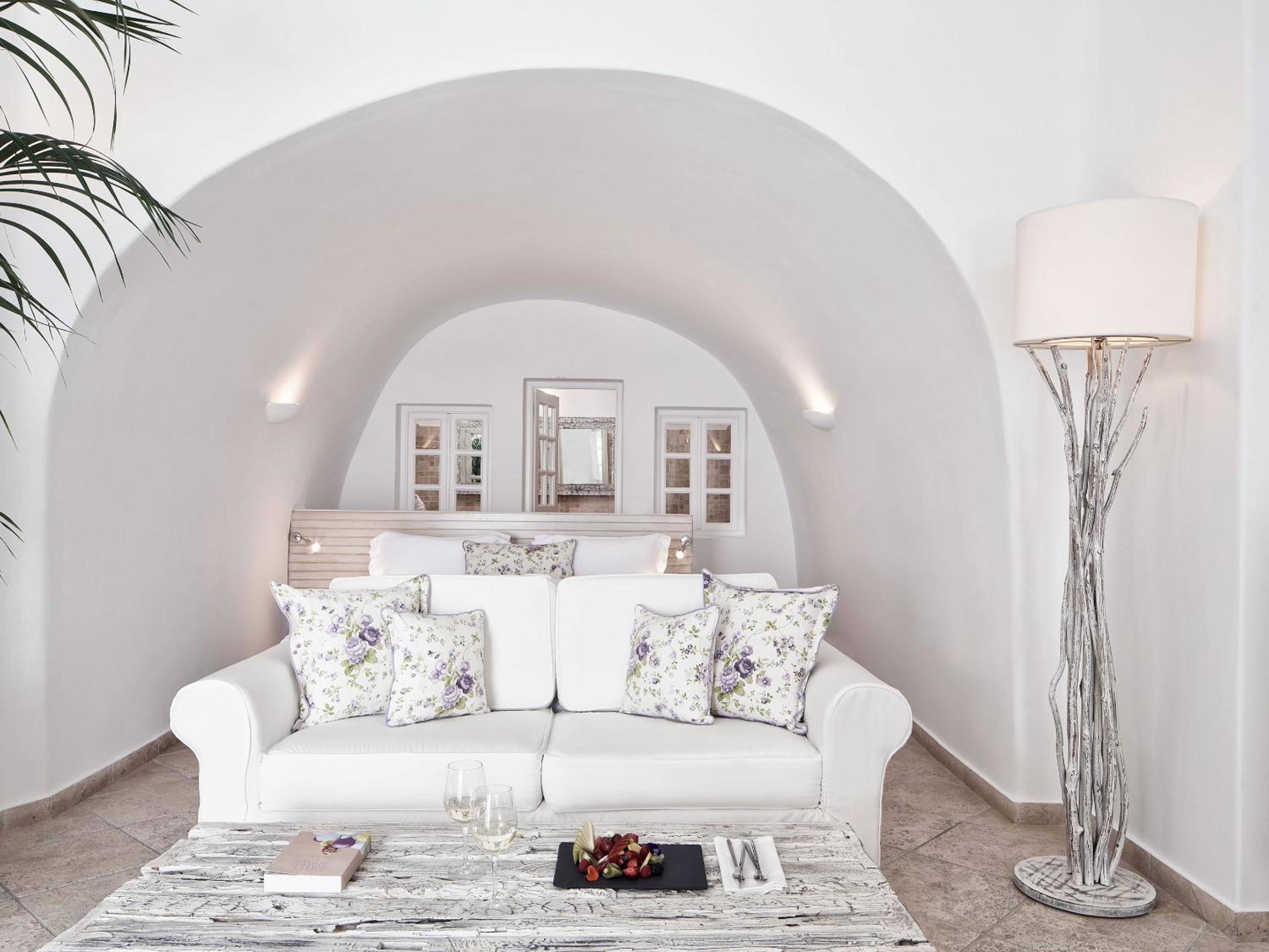 Senior Suite with Sea View - Photo 5