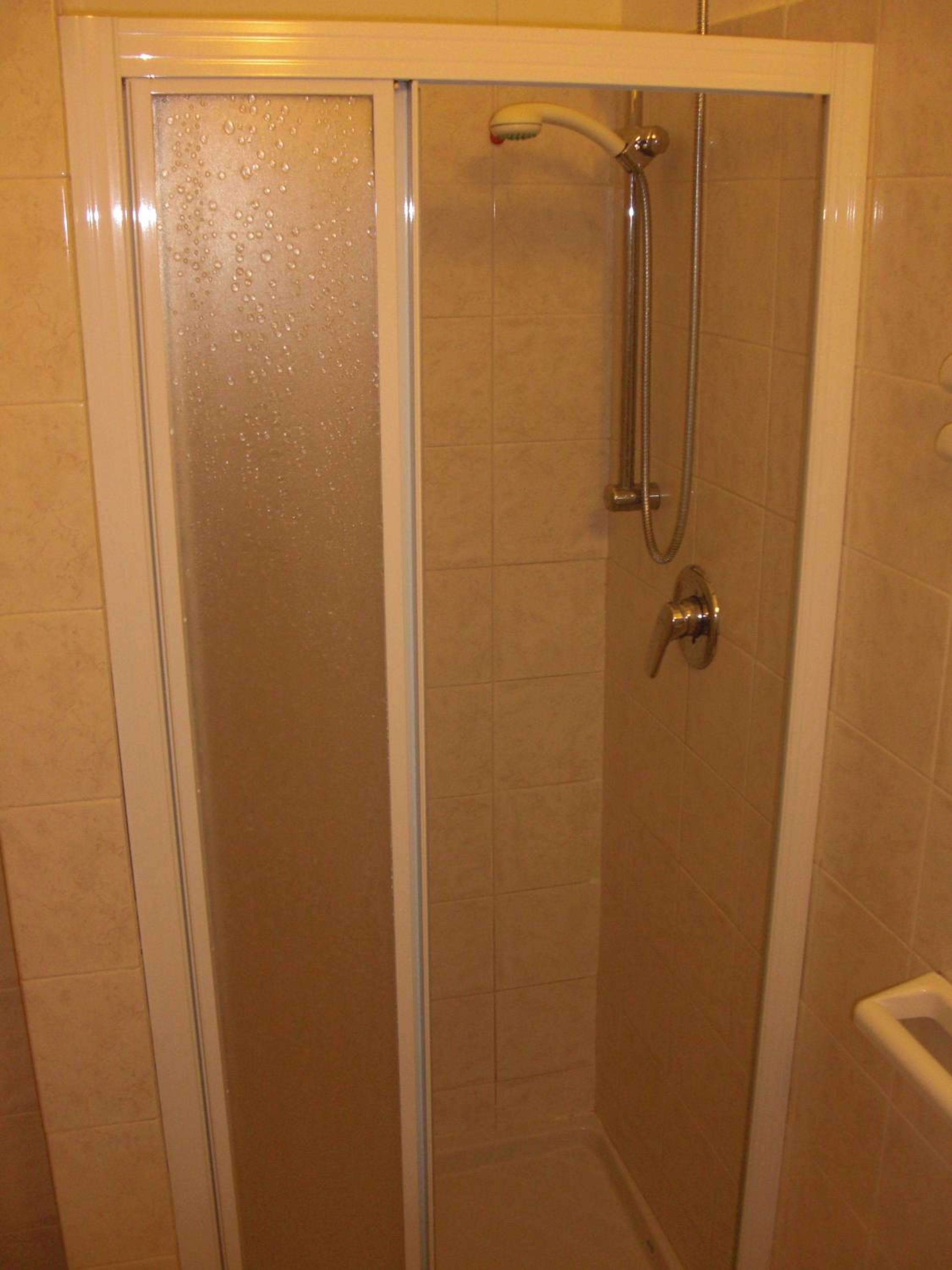 Quadruple Room - Photo 4
