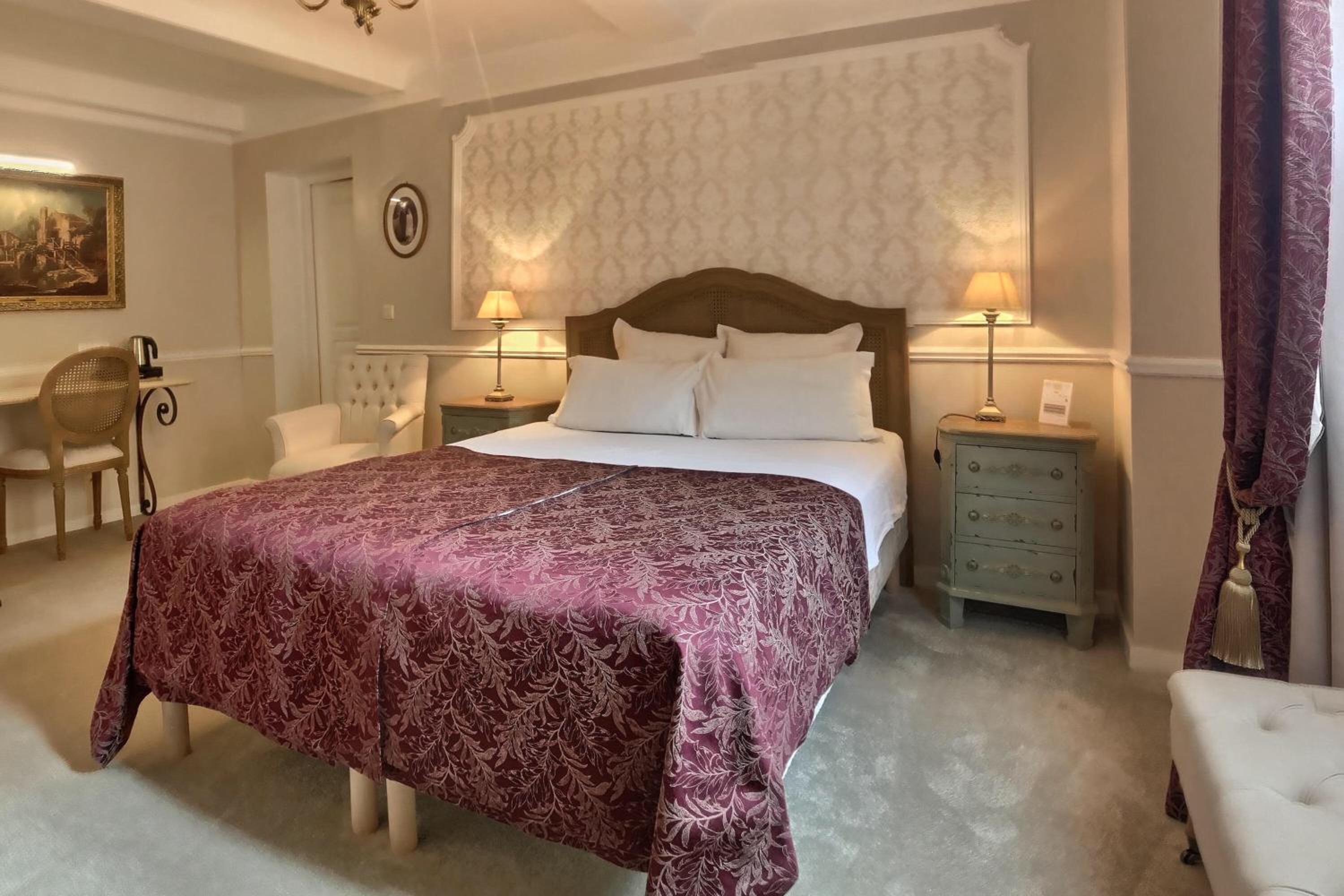 Superior Double or Twin Room photo 1