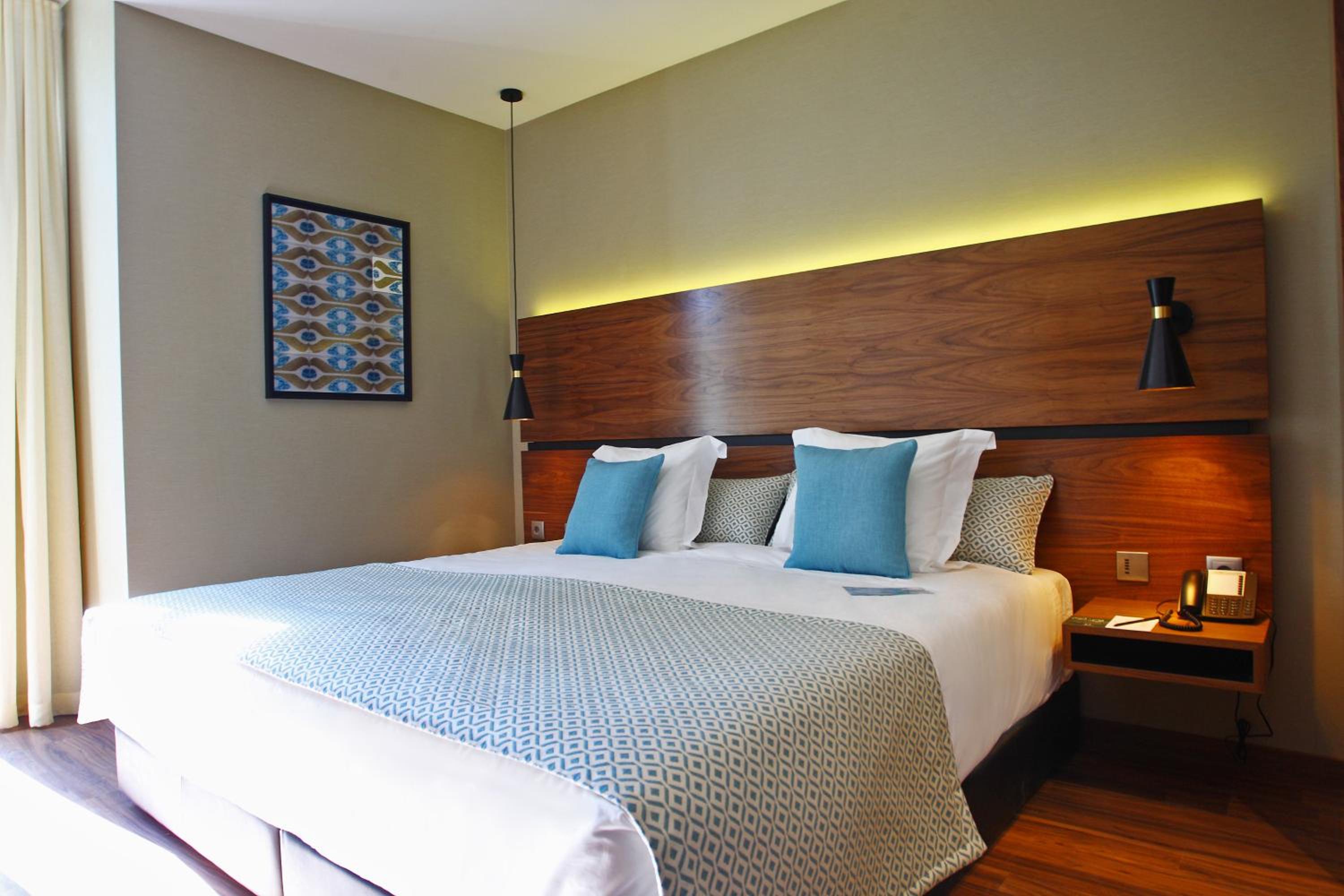 Available room