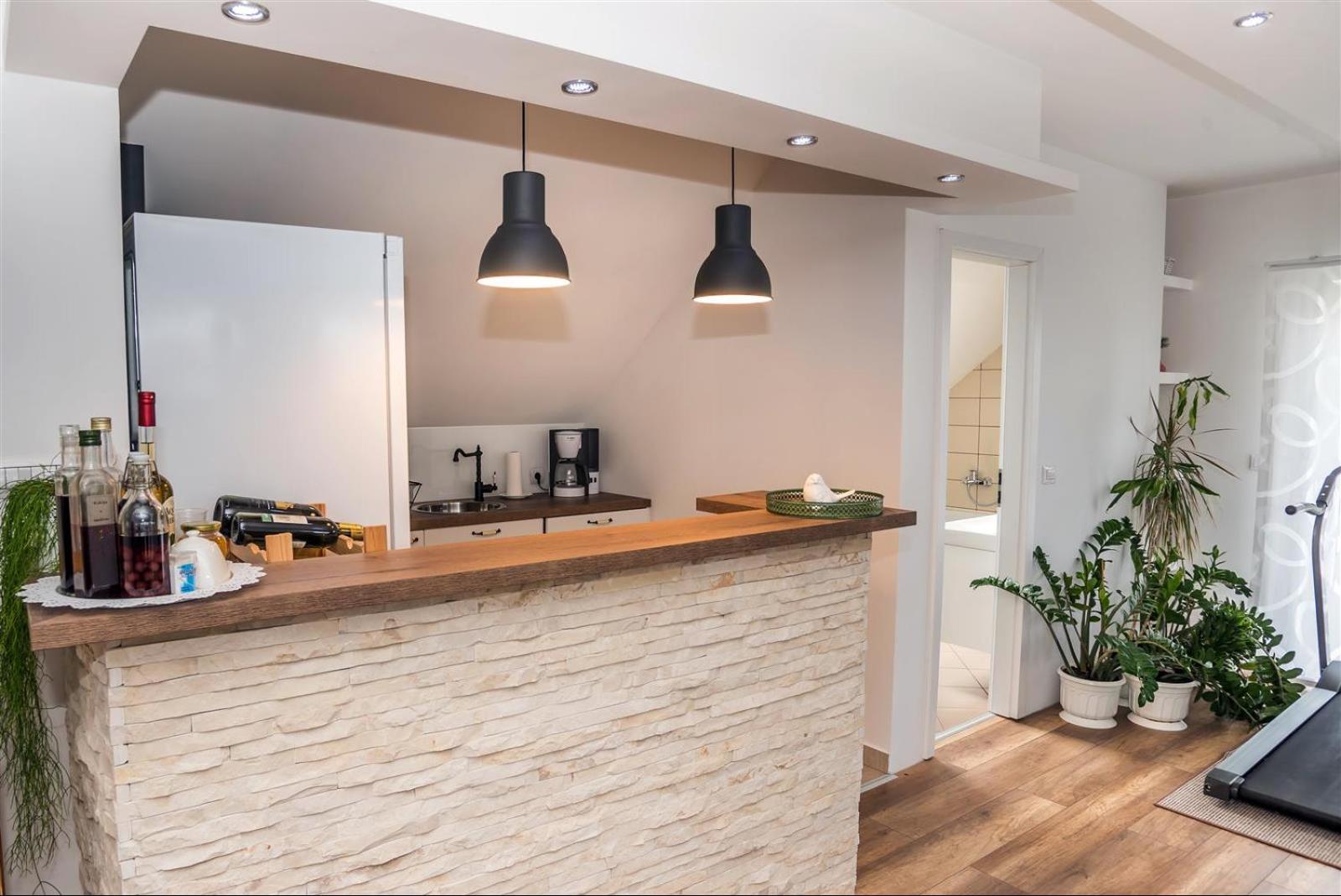 One-Bedroom Apartment - Photo 38