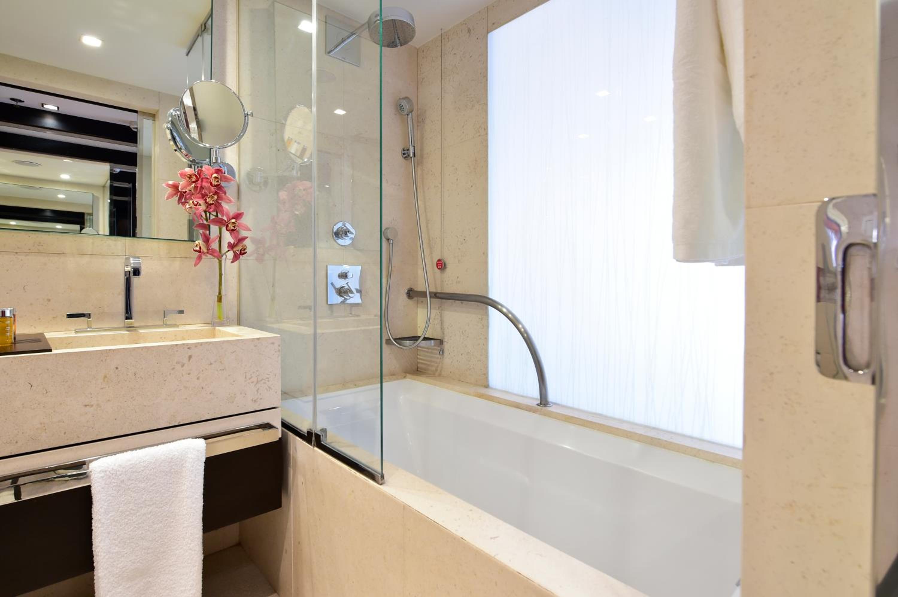 Deluxe Double Room - Photo 6