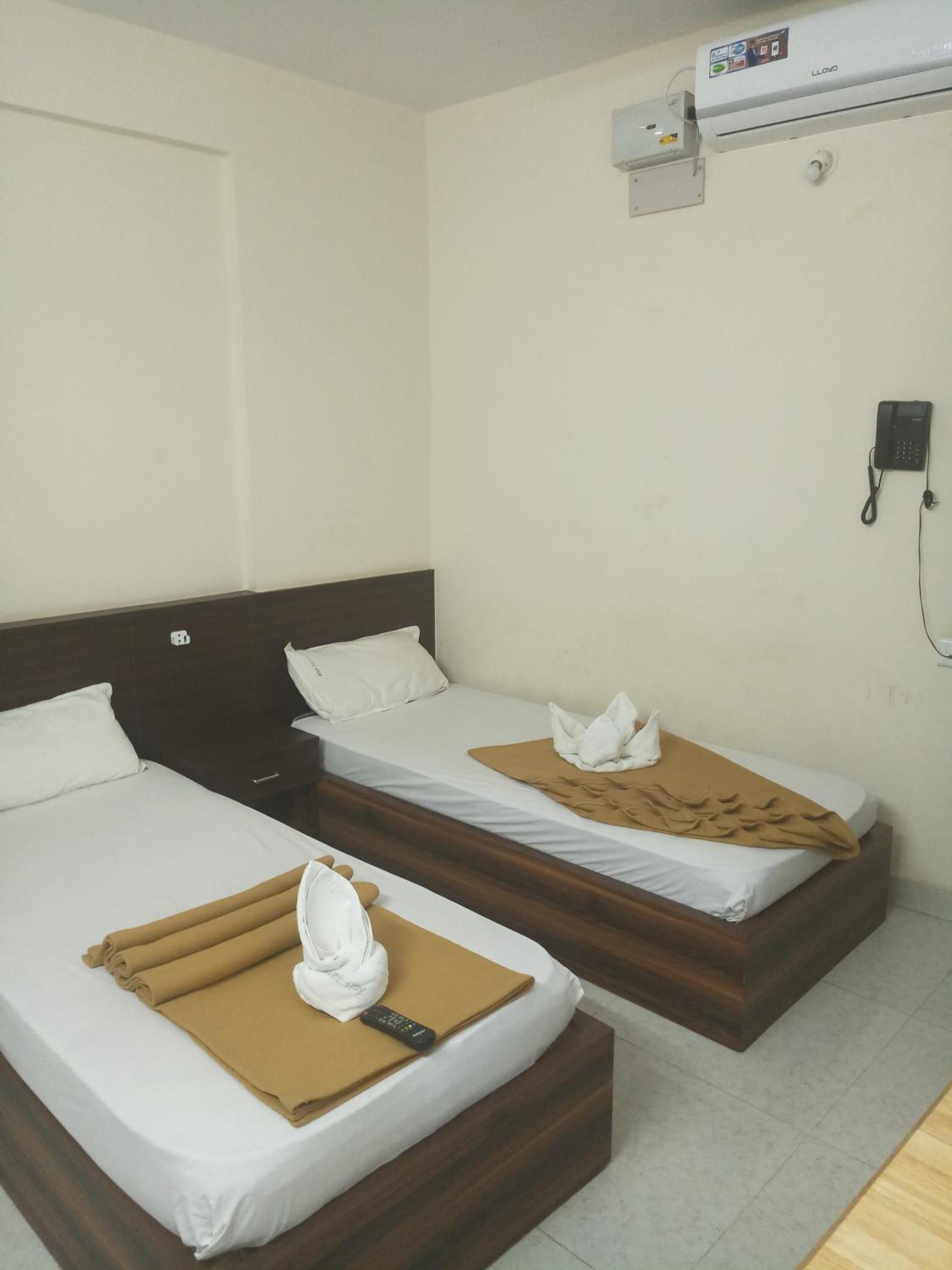 Deluxe Double Room - Photo 7