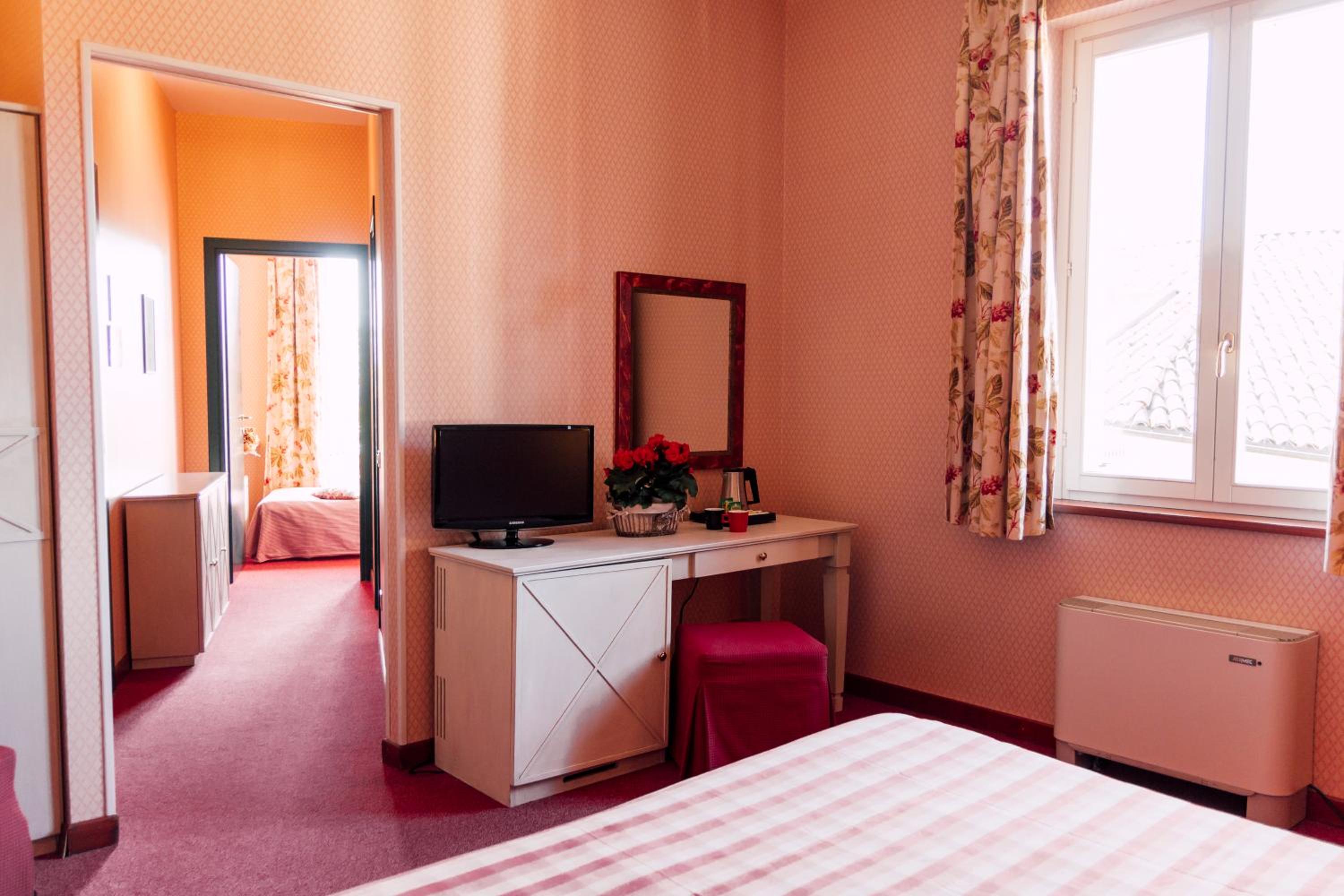 Superior Triple Room - Photo 1