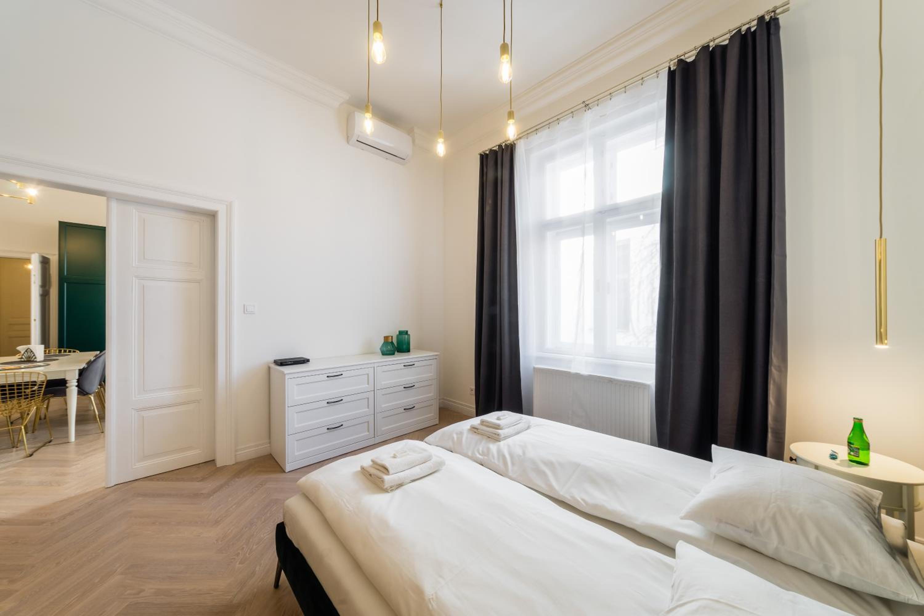 Two-Bedroom Apartment - Photo 41