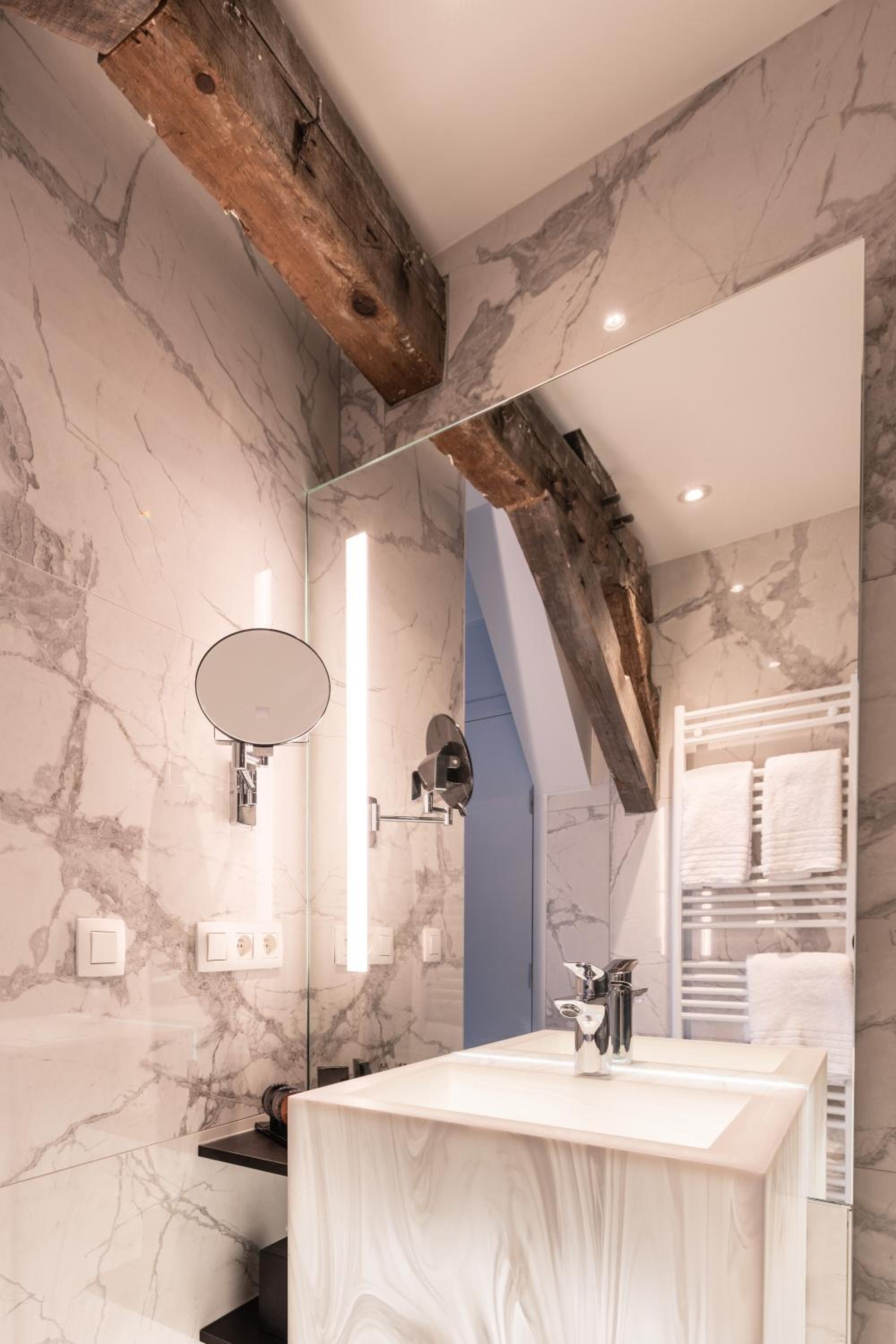 The Verlaine Suite - Photo 14