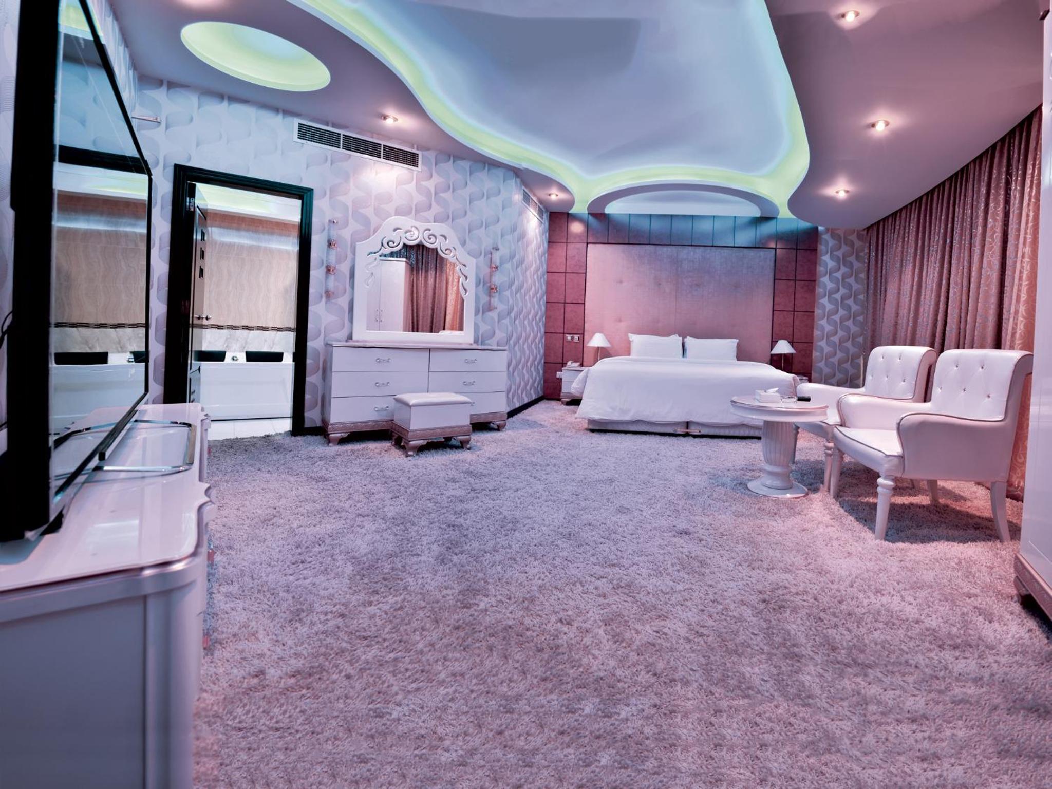 Al Amiri Suite
