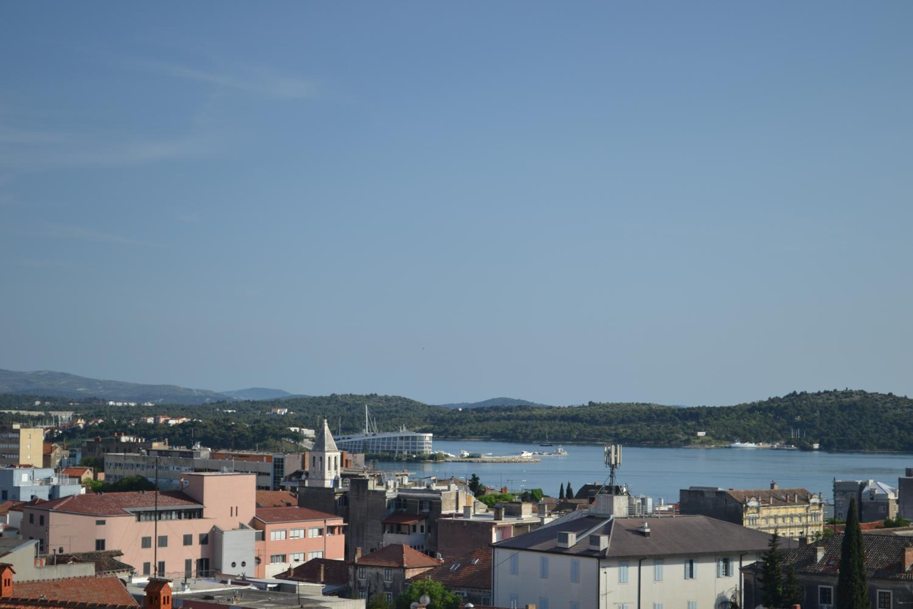 Apartment with Terrace photo 2