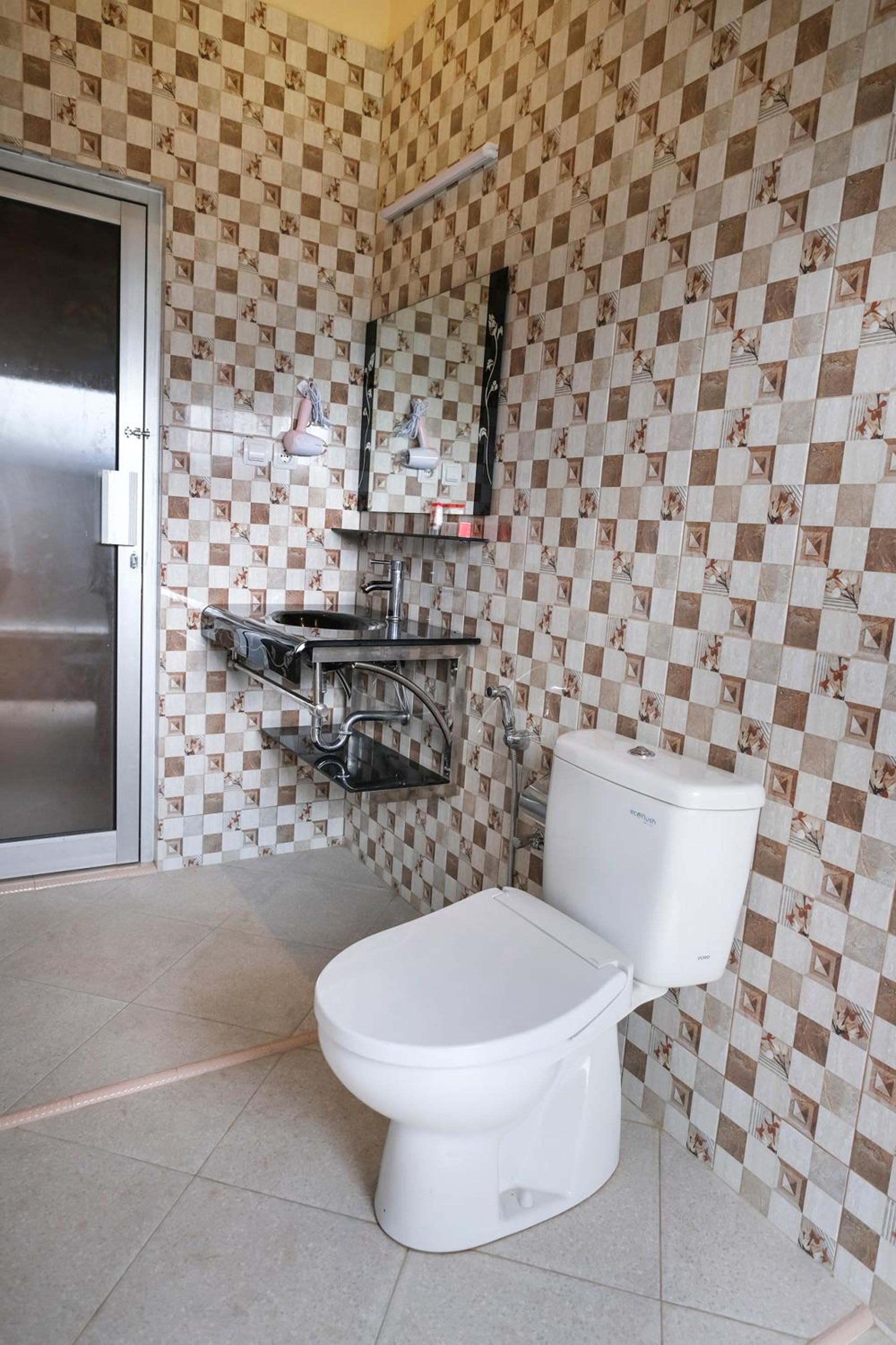 Deluxe Suite - Photo 9