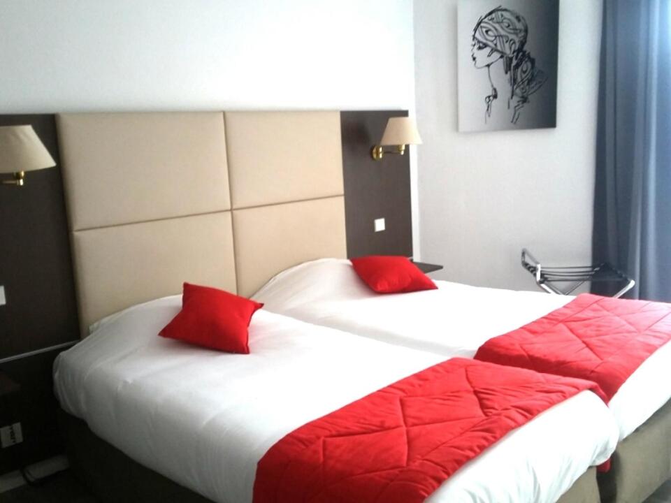 Twin Room - Photo 4